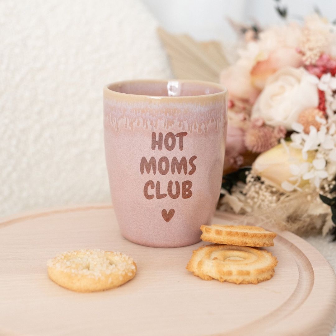 Steingut Becher - Moms Club