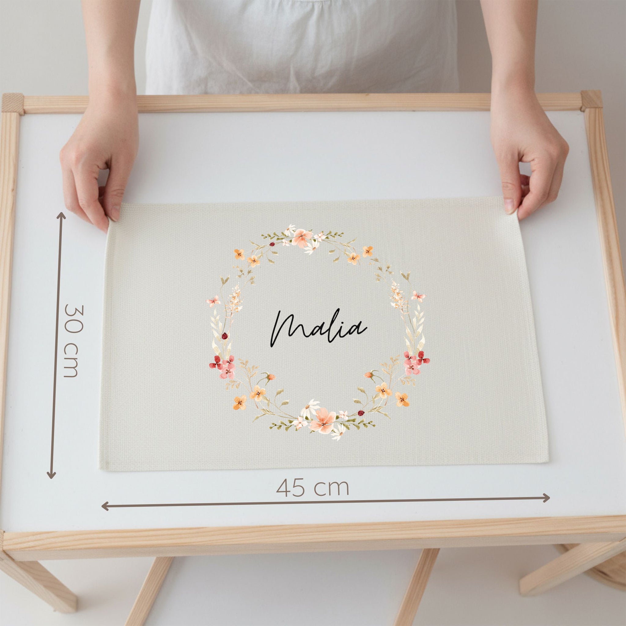 Platzdeckchen personalisiert - Blumenkranz Aquarell