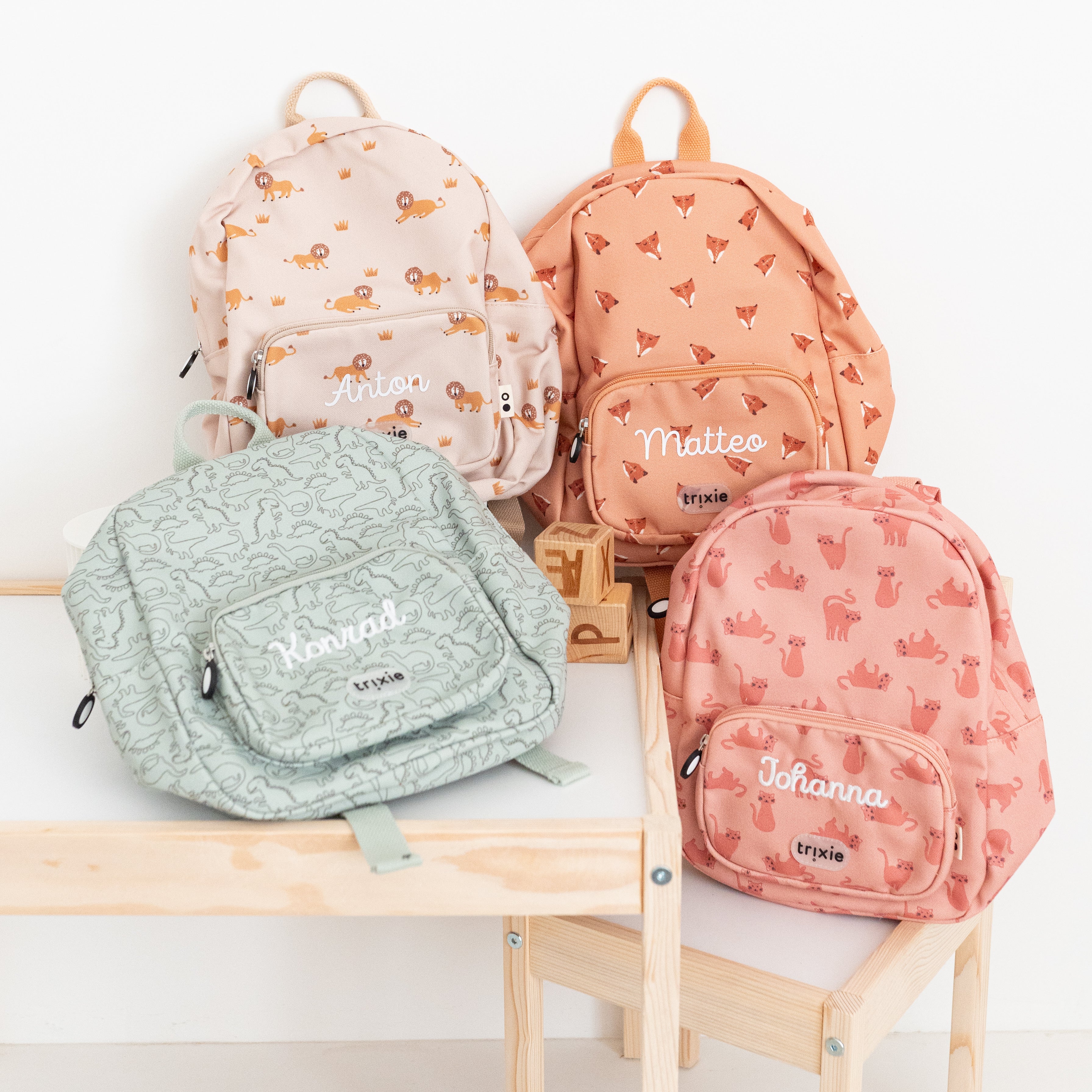 TRIXIE Rucksack mit Tierprint - personalisierbar