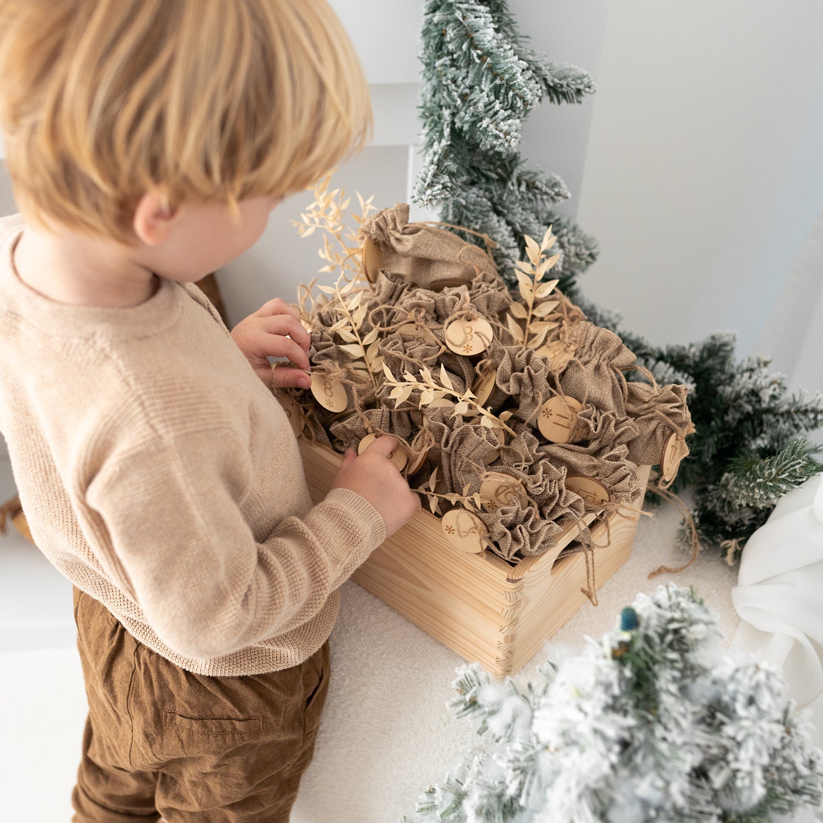 Adventskiste "Waldtiere Winter bunt" personalisiert