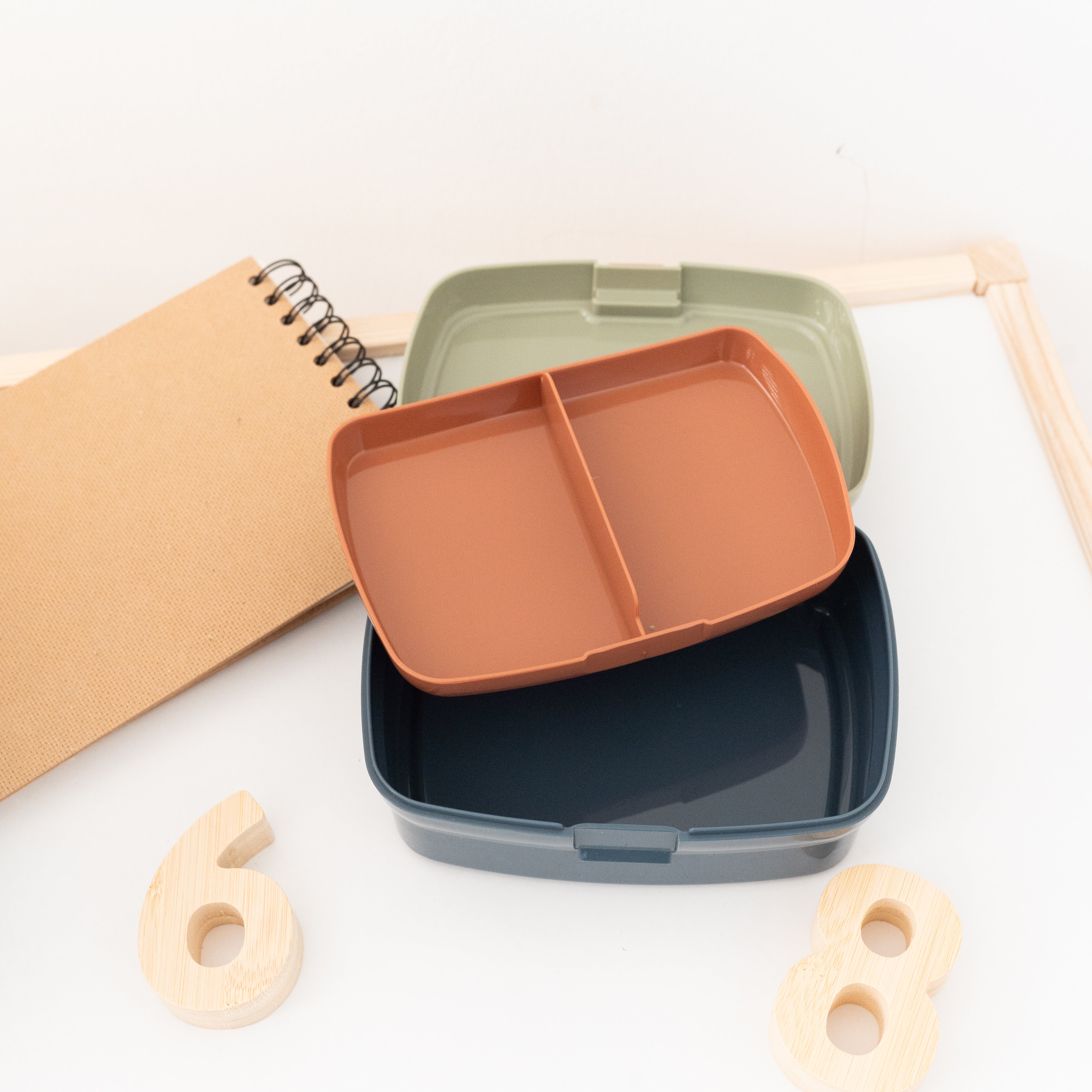 LÄSSIG Lunchbox Adventure - Tipi, Bus oder Tiere