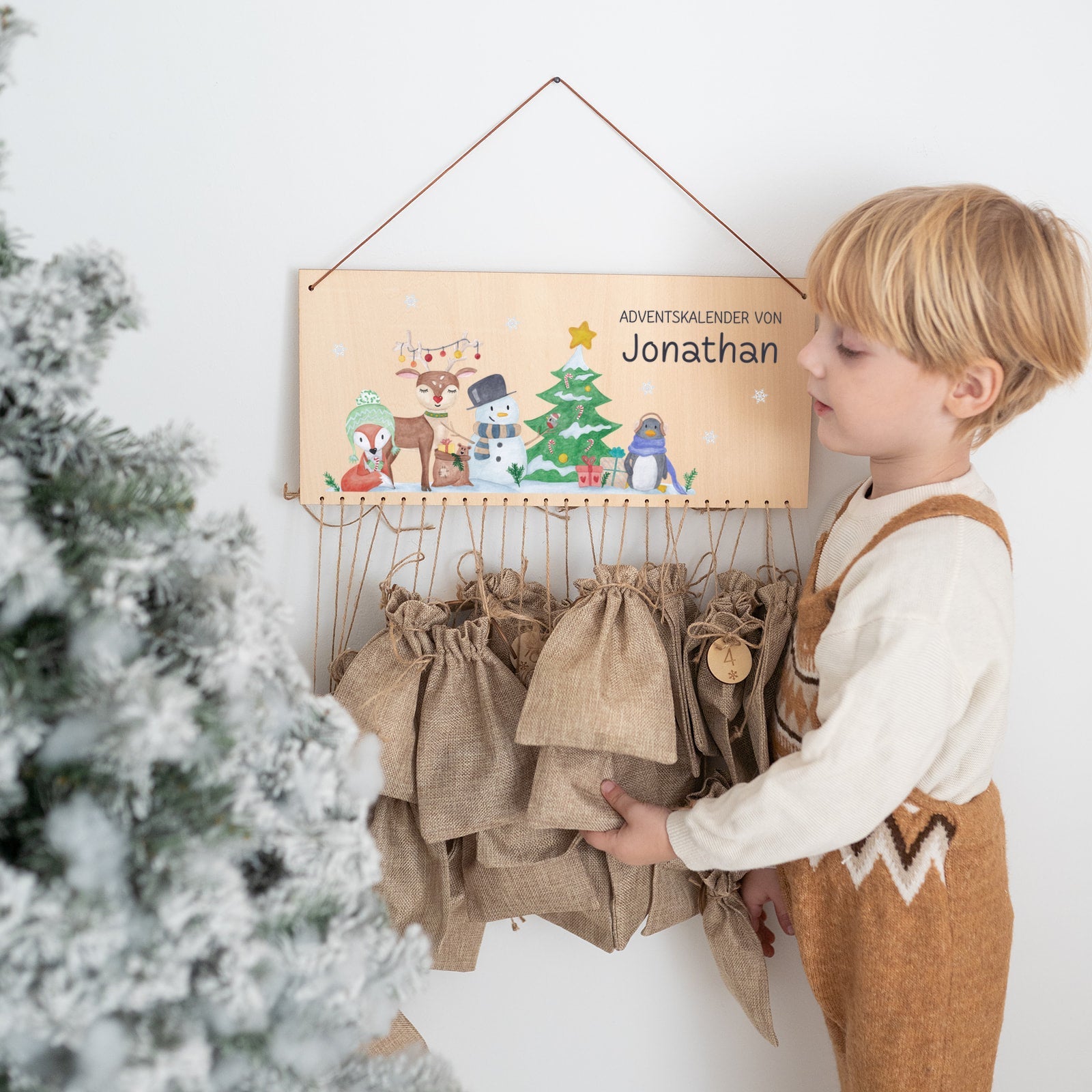 Adventskalender personalisiert - "Schneemann Weihnachtsbaum" Aquarell - wunderwunsch