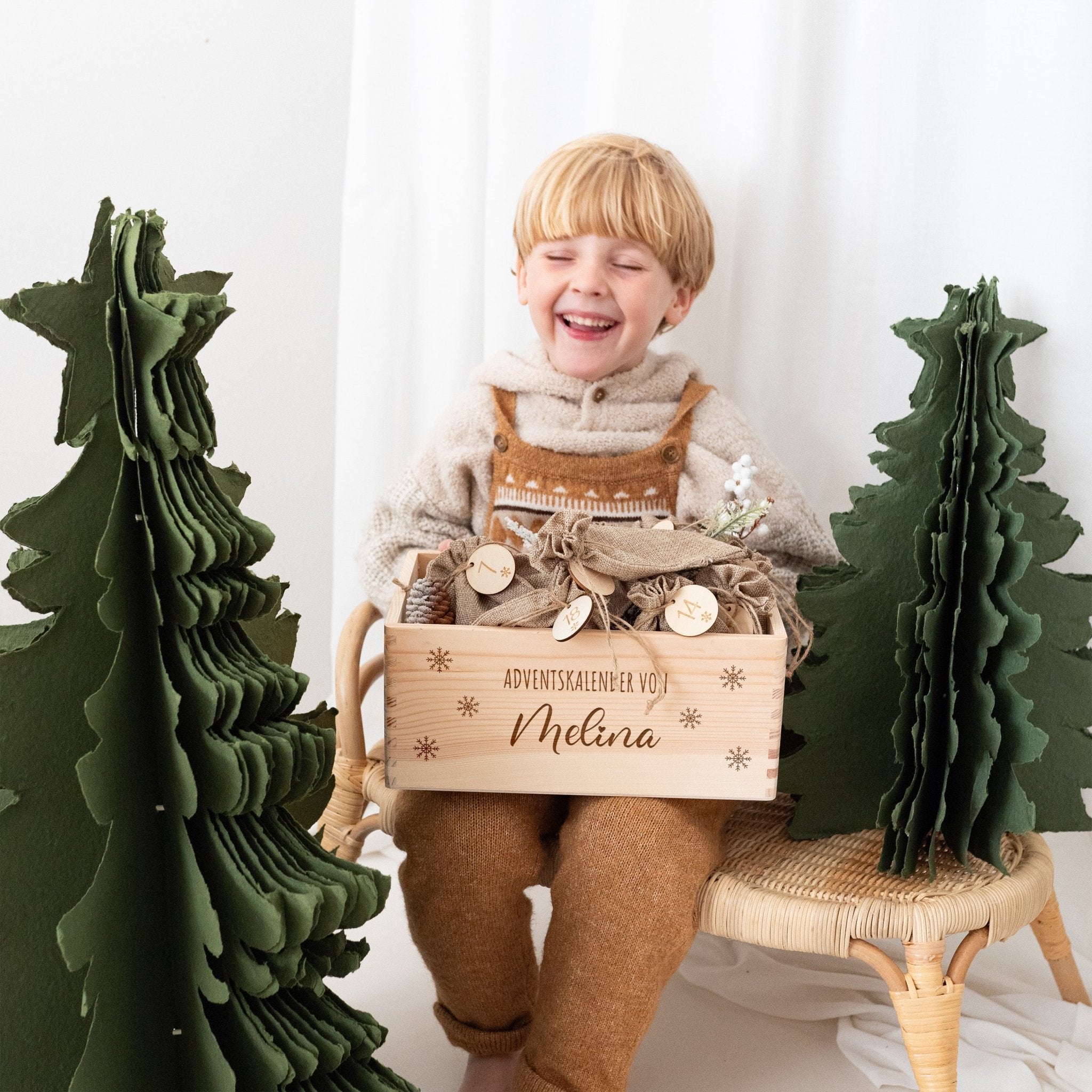 Adventskiste personalisiert - "Schneeflocken" Gravur - wunderwunsch