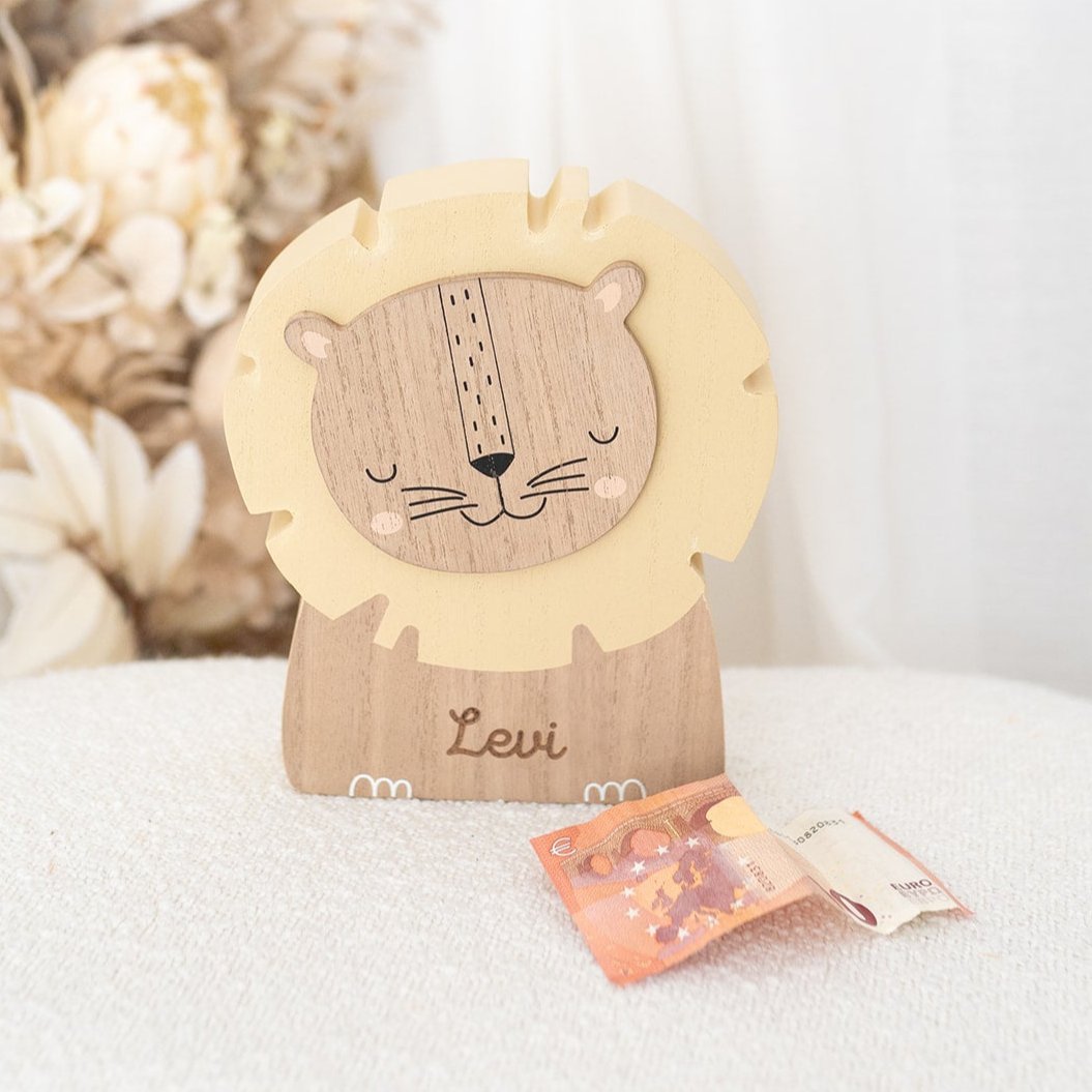 BAMBINO Spardose Holz mit Wunschnamen - Löwe - wunderwunsch