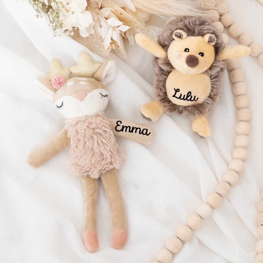 BIECO Mini Spielfigur mit Rassel - Igel oder Reh personalisiert - wunderwunsch