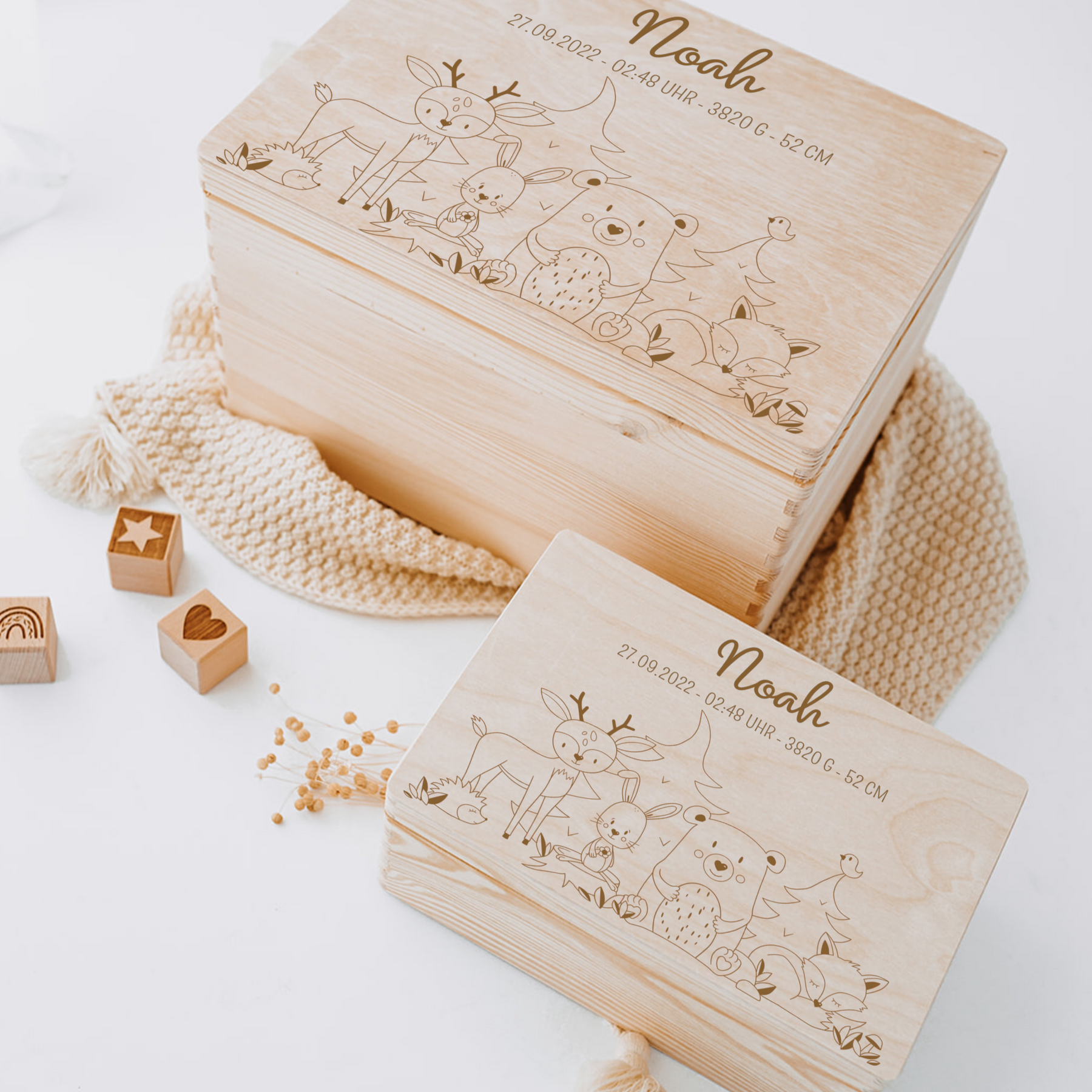 Erinnerungsbox Baby personalisiert - Tierfamilie Wald Gravur