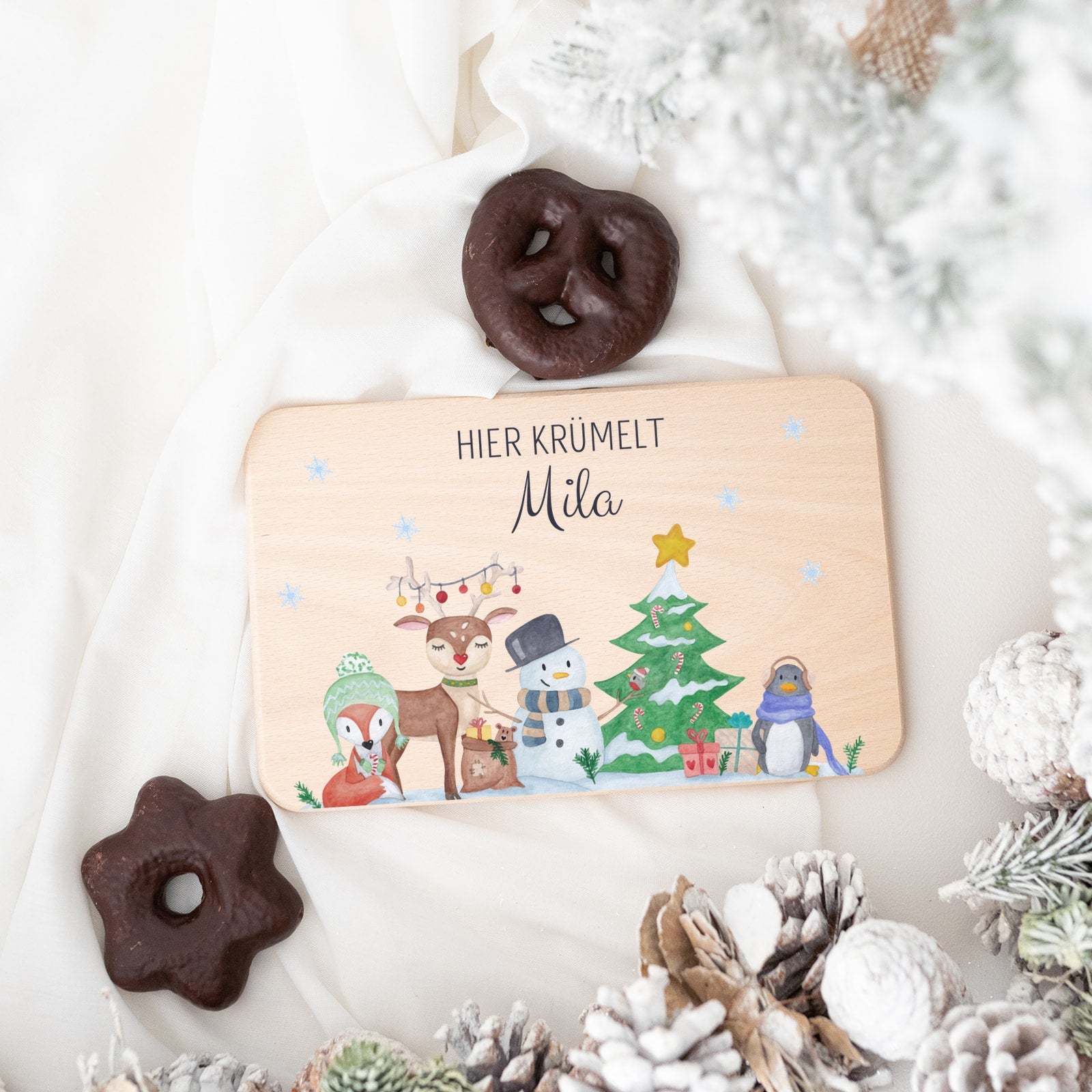 Frühstücksbrett und Emaille Kindertasse personalisiert - Waldtiere Winter bunt - wunderwunsch
