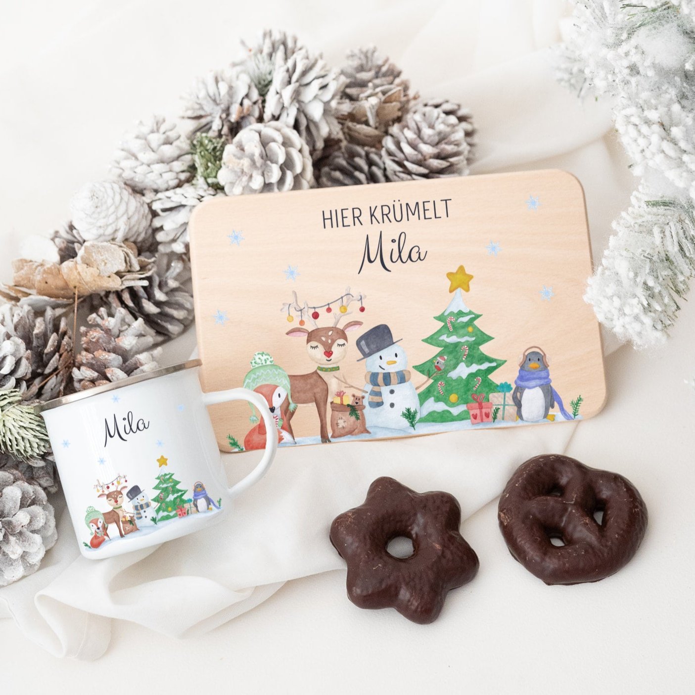 Frühstücksbrett und Emaille Kindertasse personalisiert - Waldtiere Winter bunt - wunderwunsch