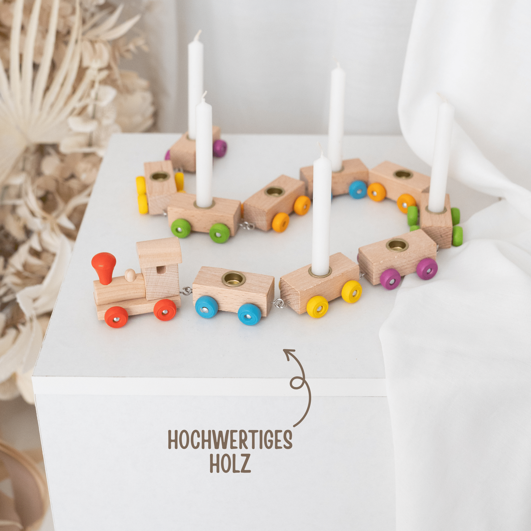 GOKI Geburtstagszug Holz mit bunten Rädern personalisiert - wunderwunsch