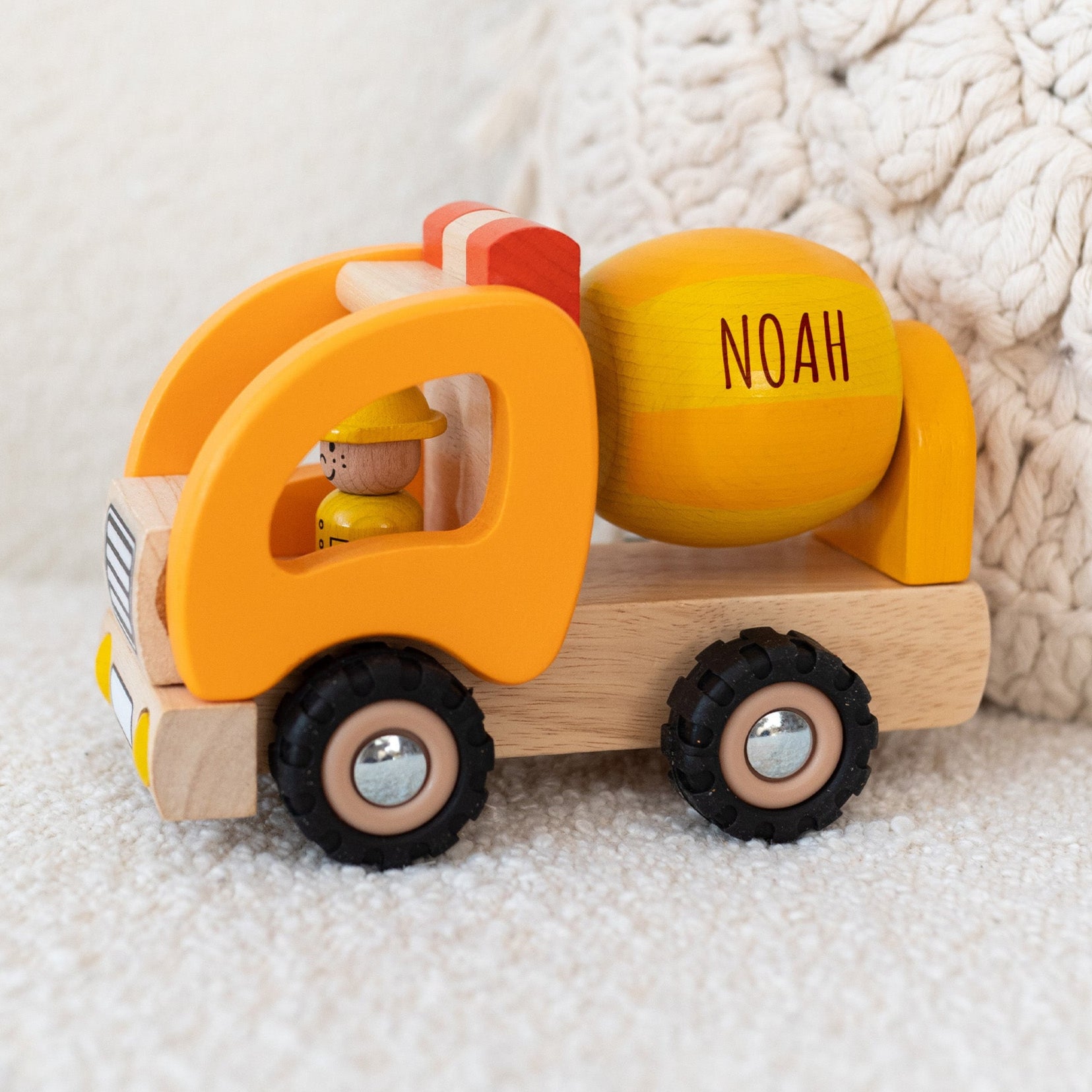 GOKI Spielzeugauto Betonmischer personalisiert - wunderwunsch