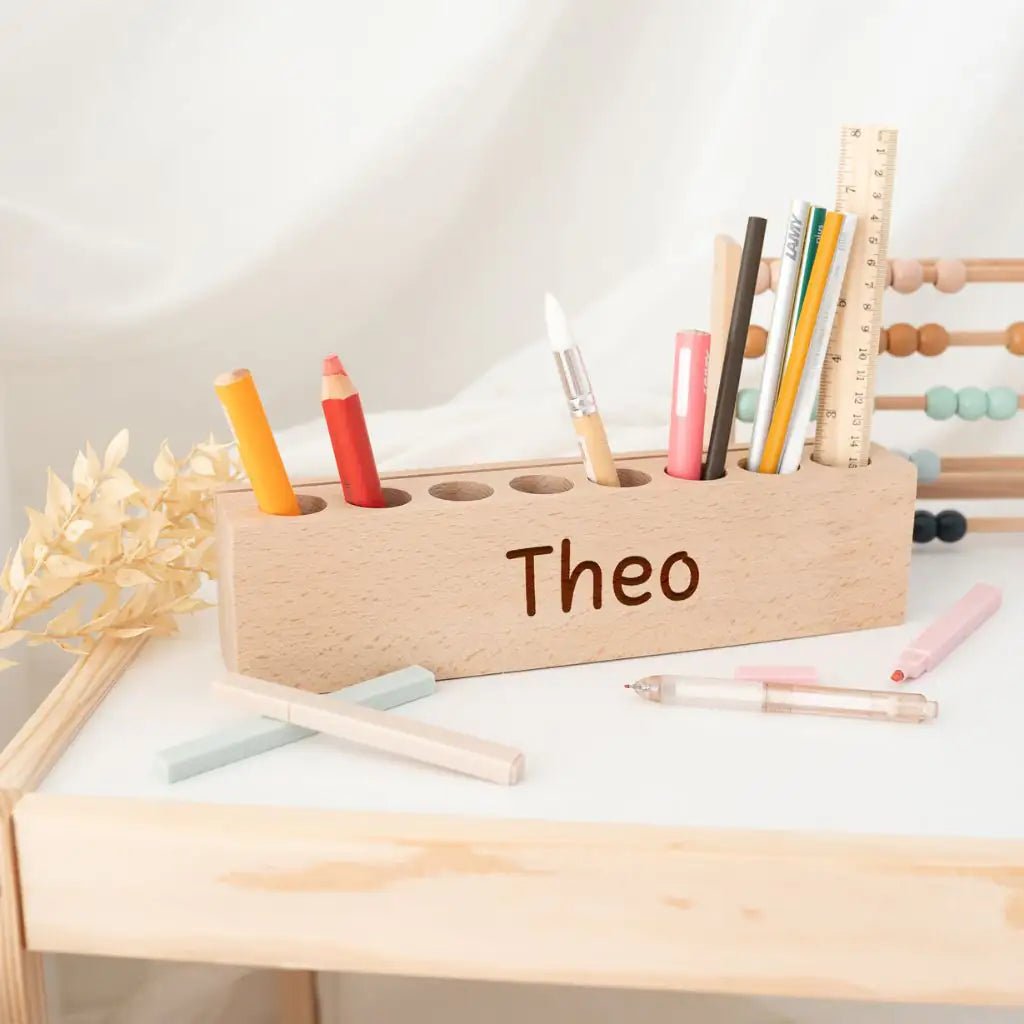 Holz Schreibtisch Organizer mit Papierschlitz personalisierbar - wunderwunsch