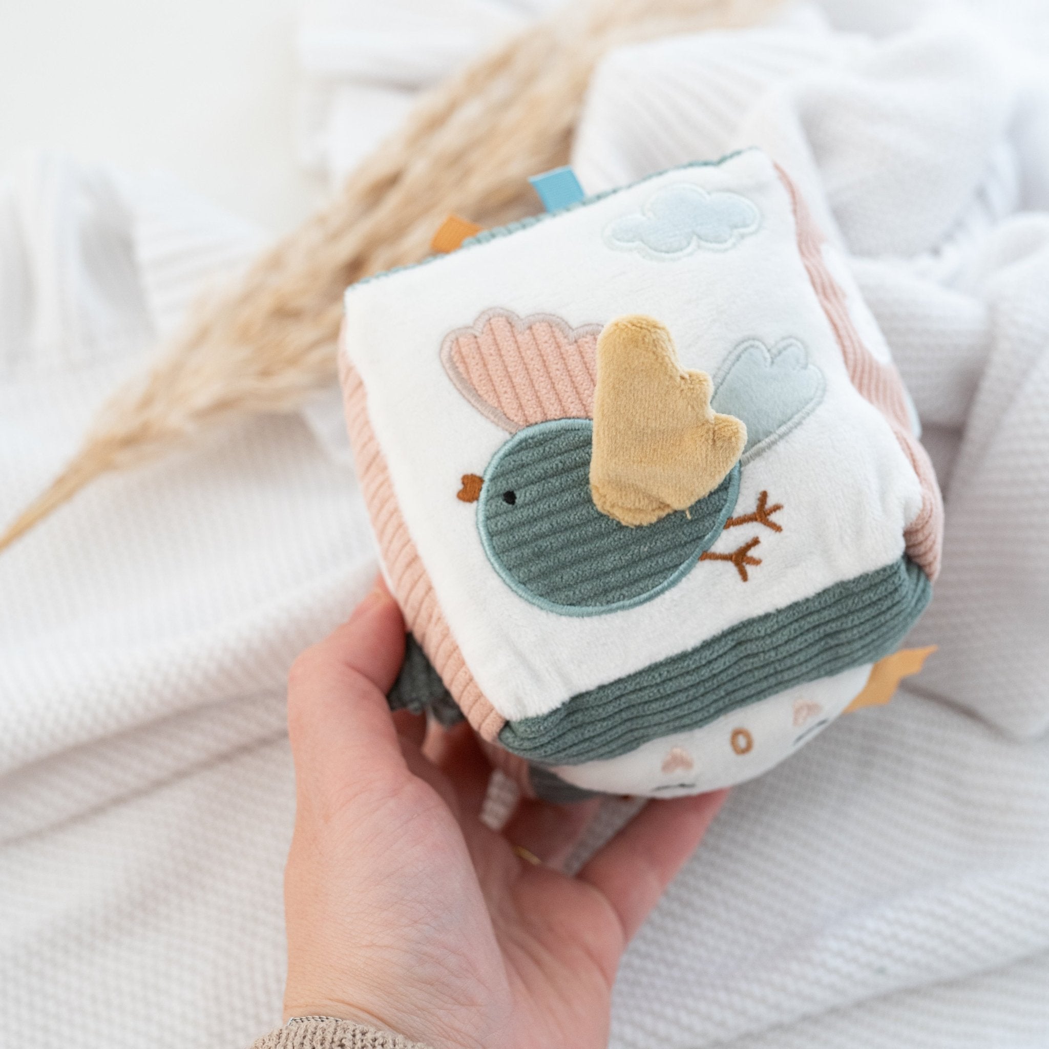 JOLLEIN Aktivitätswürfel Stoff - Fee & Auto - wunderwunsch