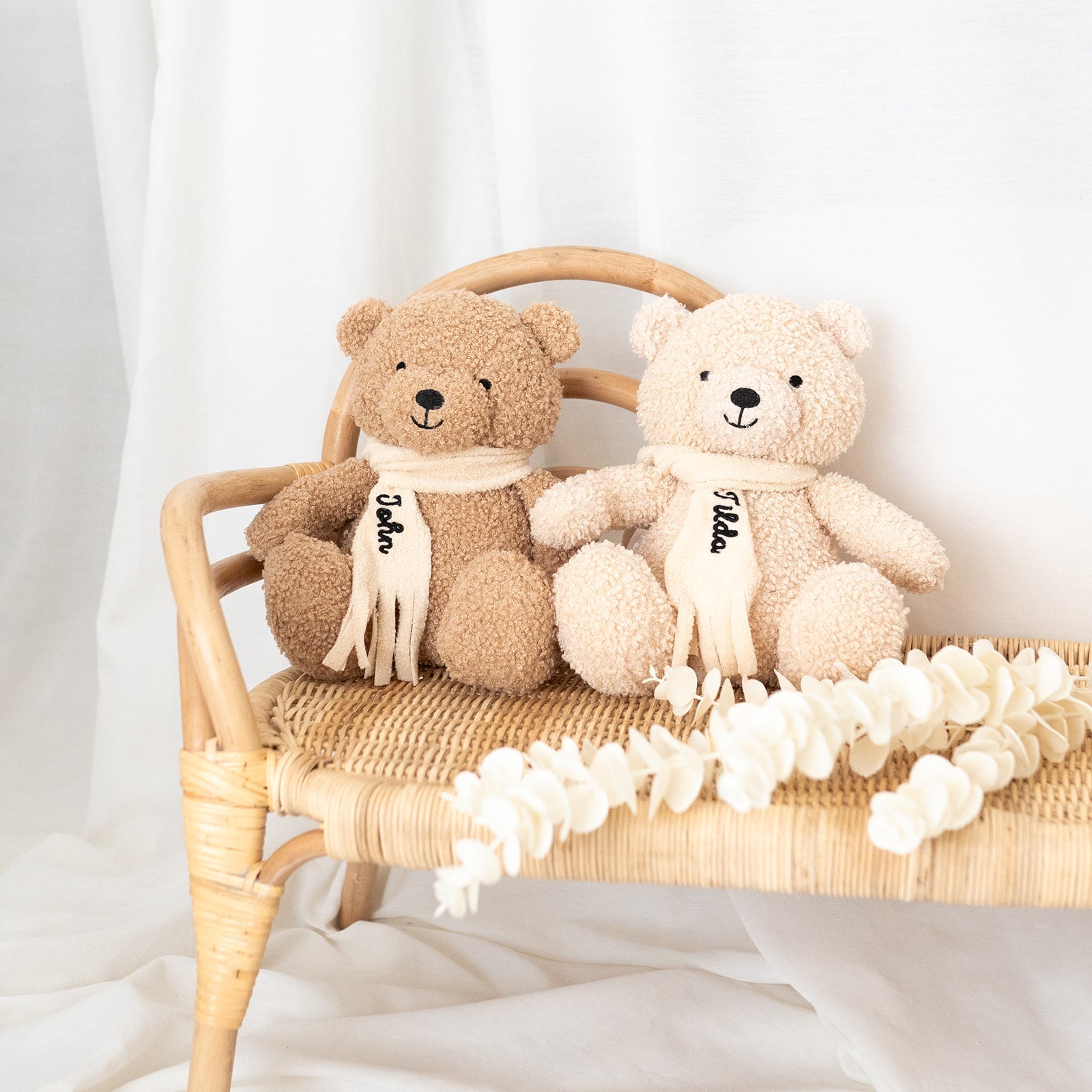 JOLLEIN Kuscheltier Boucle Teddybär personalisiert - wunderwunsch