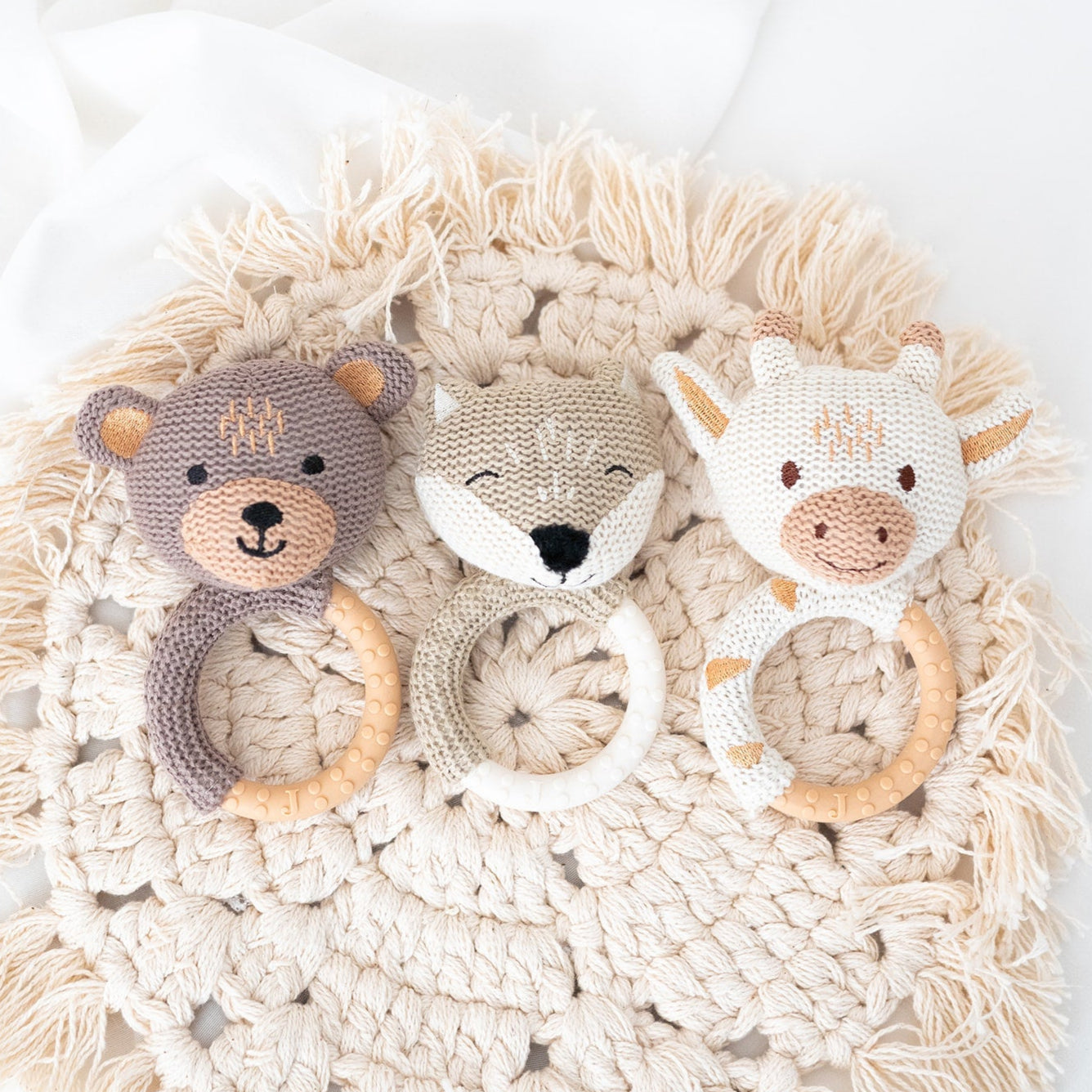 JOLLEIN Silikon Babyrassel - Bär, Giraffe, Fuchs - wunderwunsch