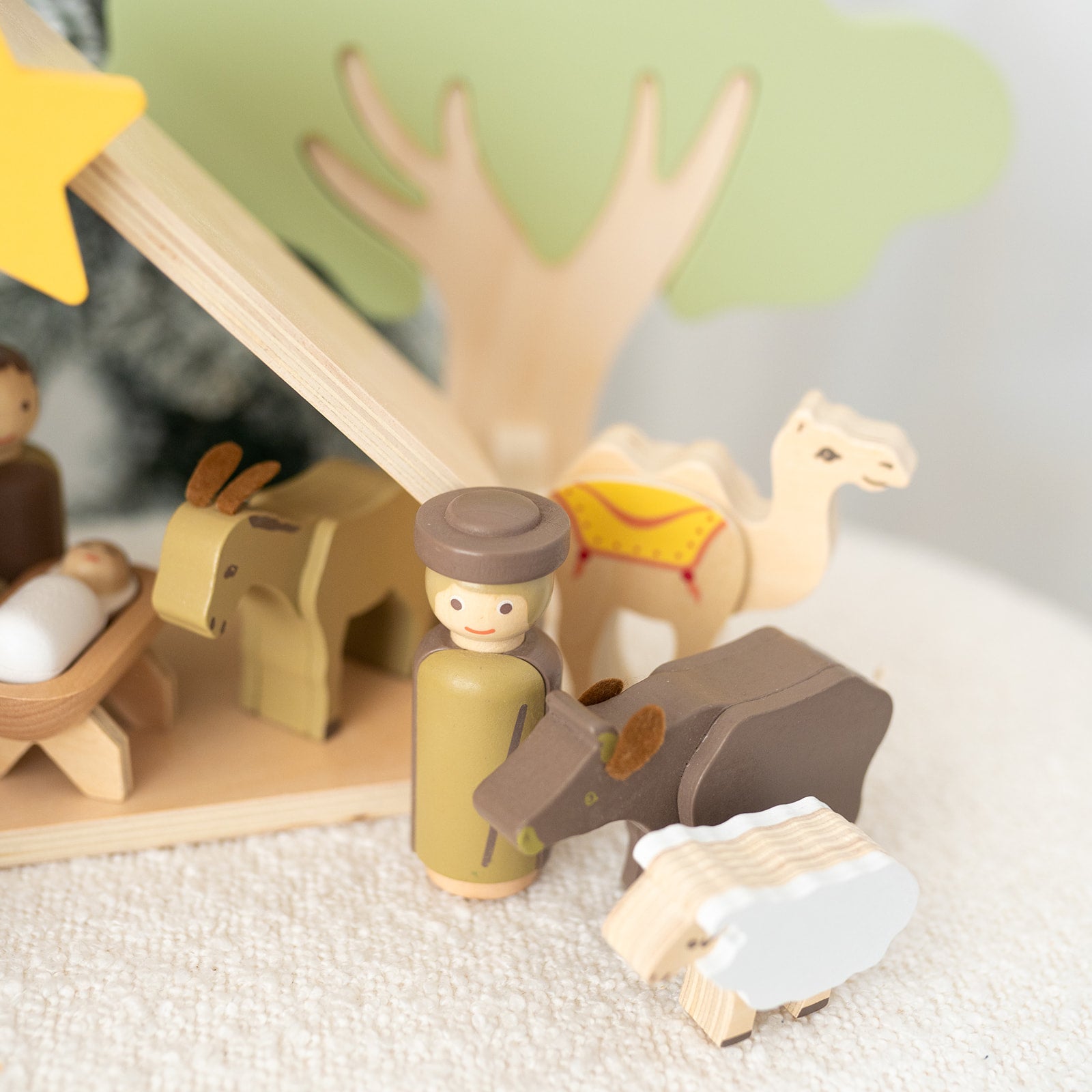 Kinder Weihnachtskrippe Holz personalisiert - wunderwunsch