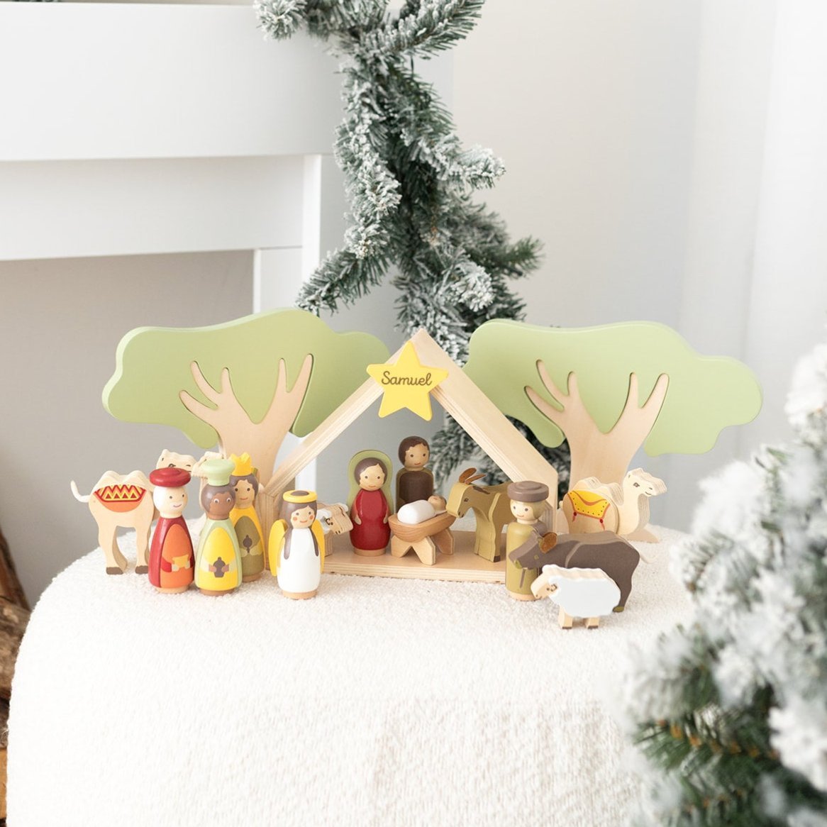 Kinder Weihnachtskrippe Holz personalisiert - wunderwunsch