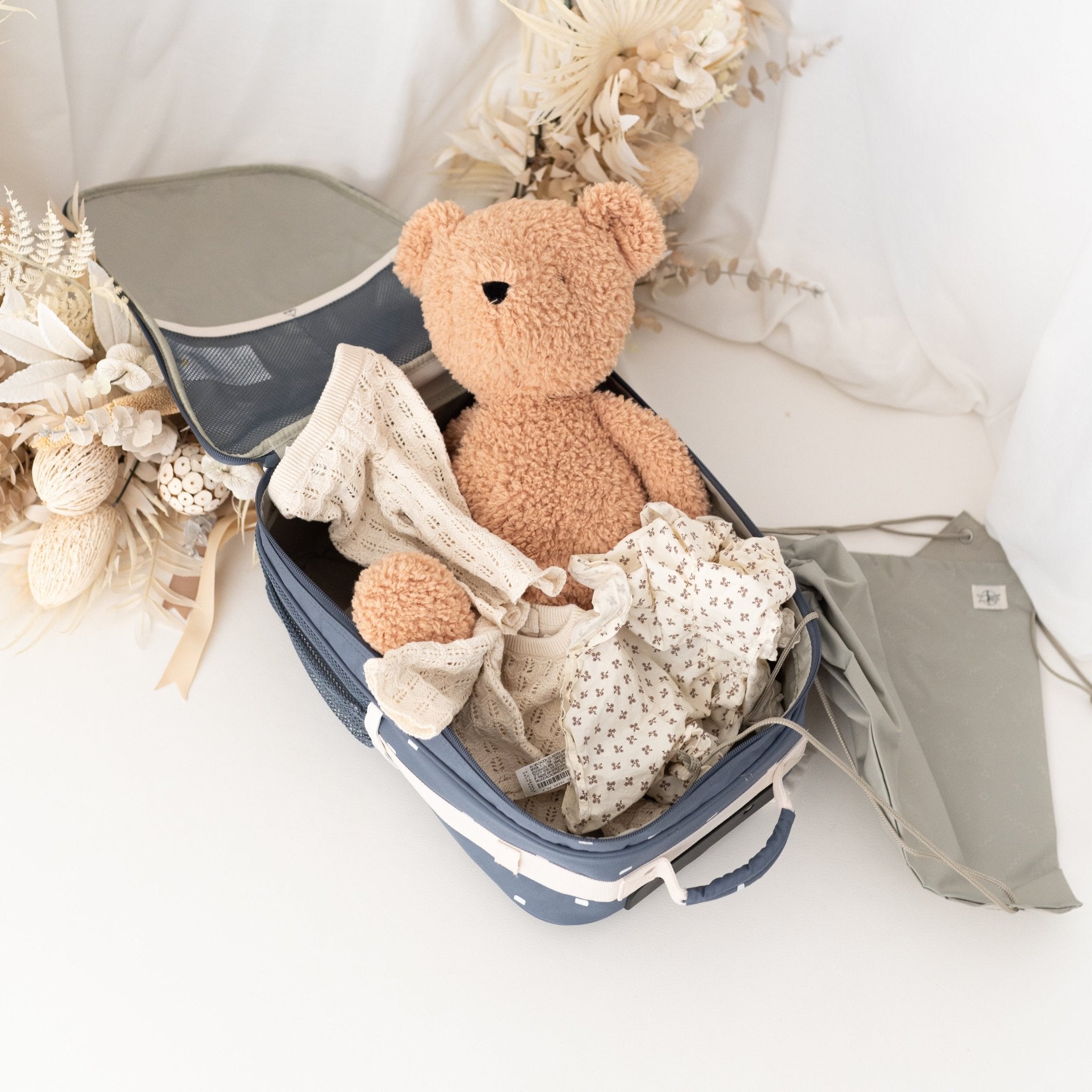 LÄSSIG Kinder Koffer "Punkte" personalisierbar - wunderwunsch