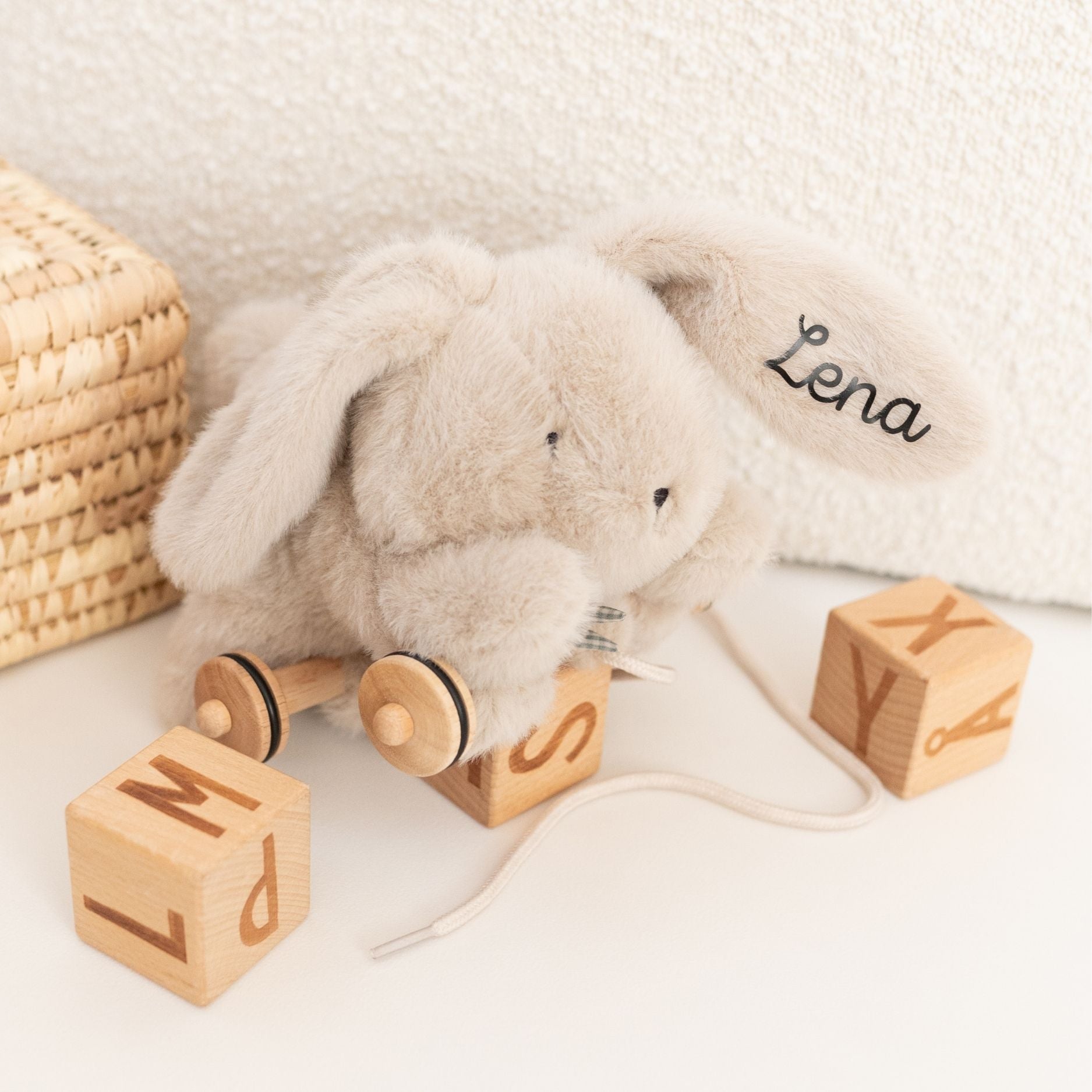 LIEWOOD Nachziehtier Hase personalisierbar - wunderwunsch