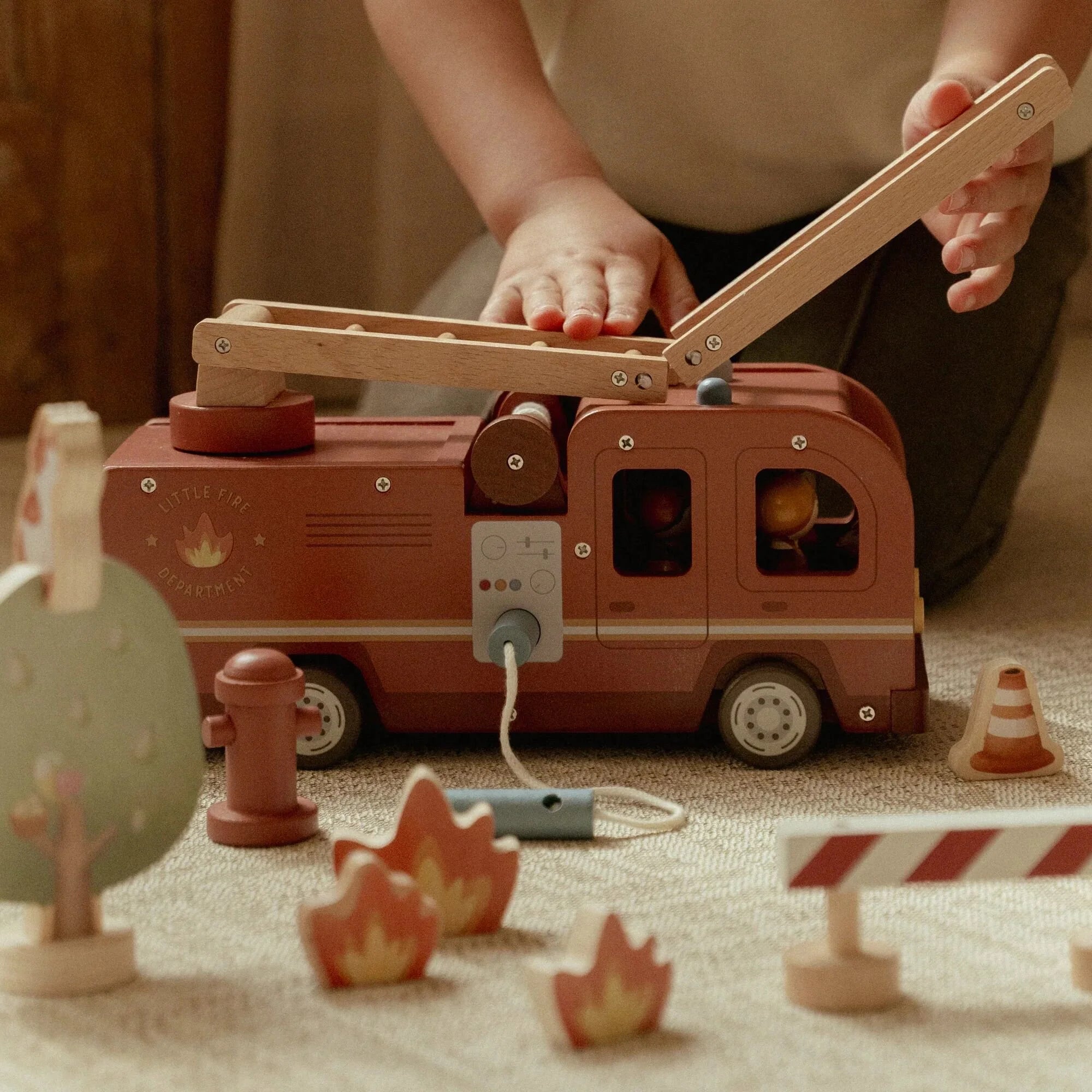LITTLE DUTCH Holz Feuerwehrauto - Set - wunderwunsch