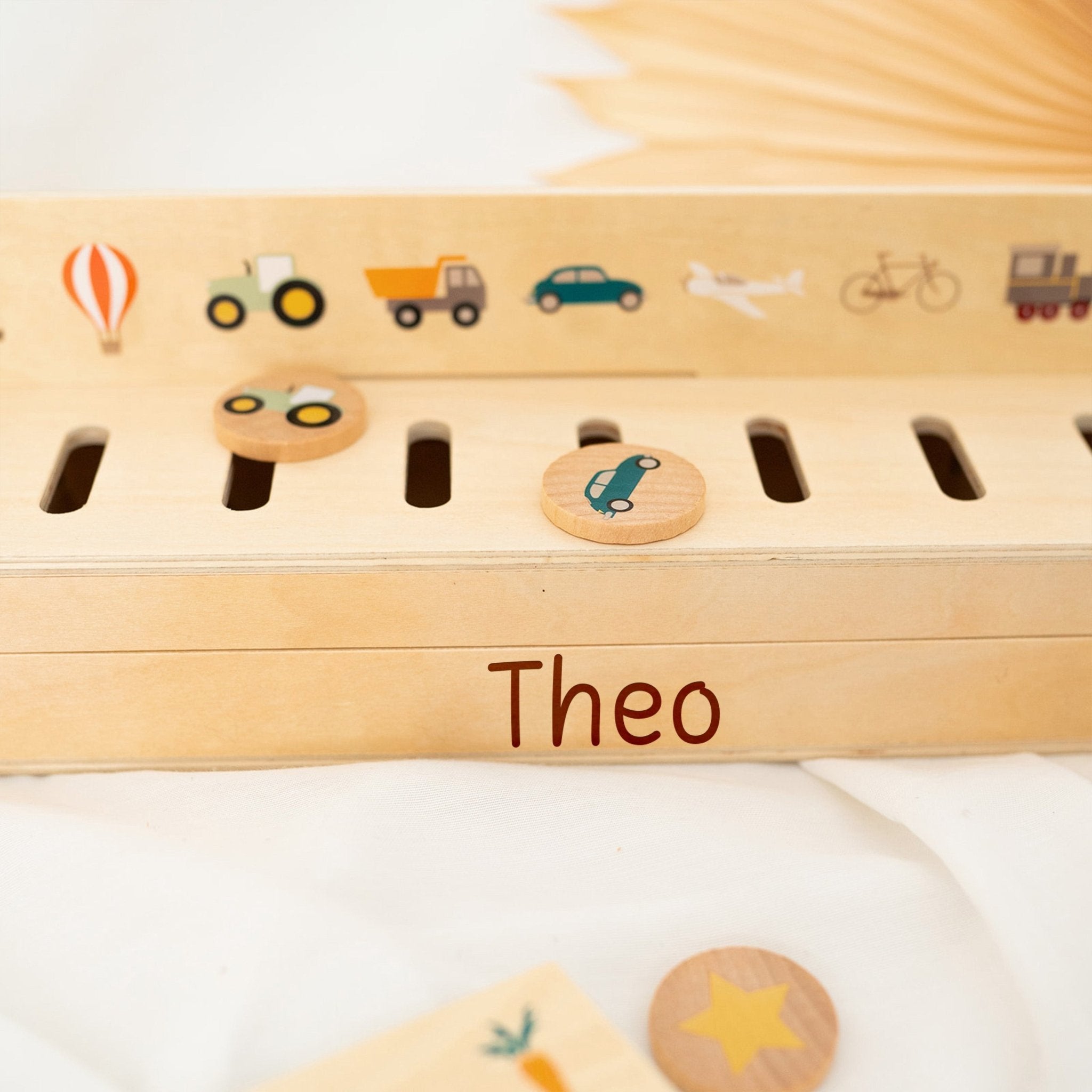 SMALL FOOT Bildersortierbox "Weltentdecker" Holz personalisiert - wunderwunsch