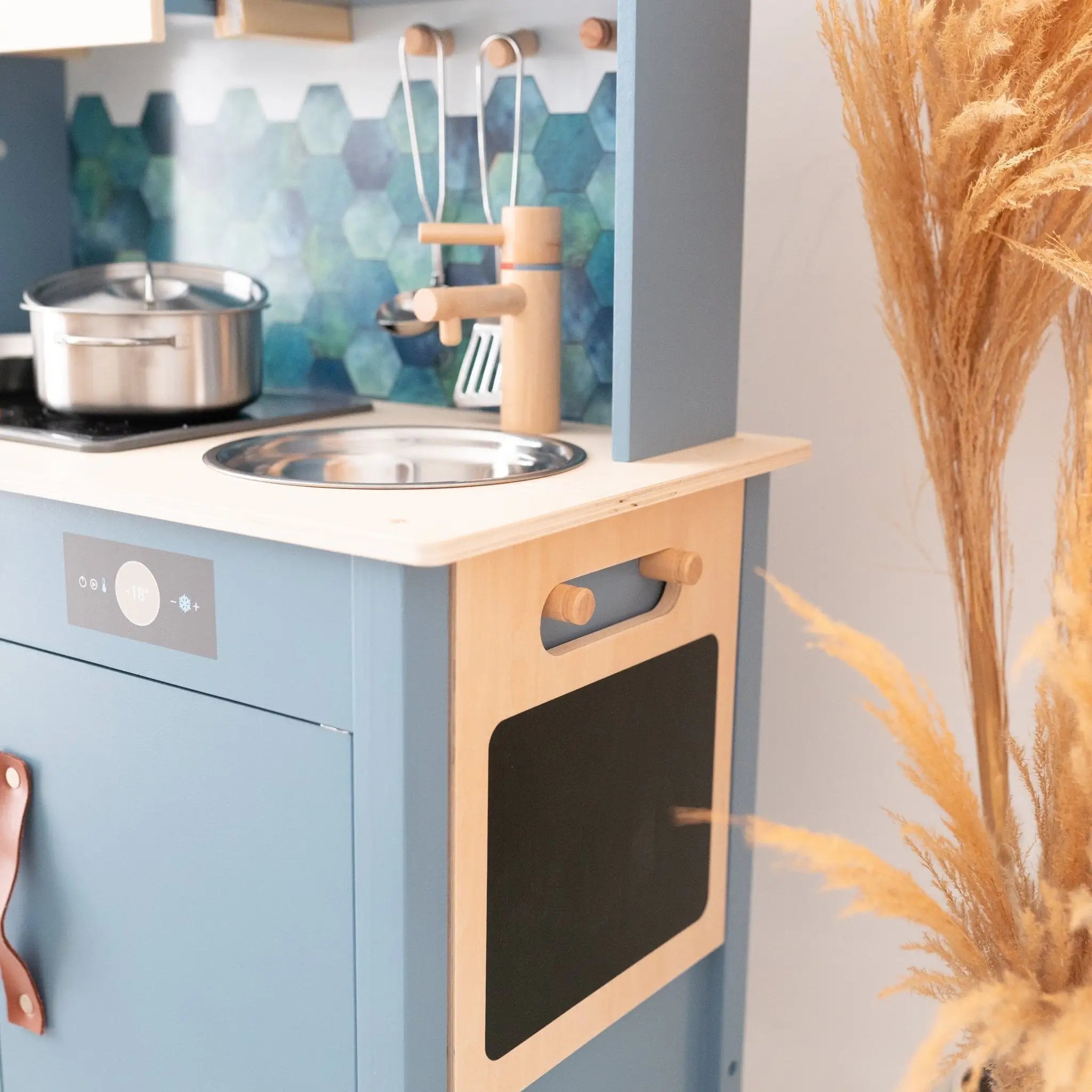 SMALL FOOT Kinderküche Holz "Tasty" personalisierbar - wunderwunsch