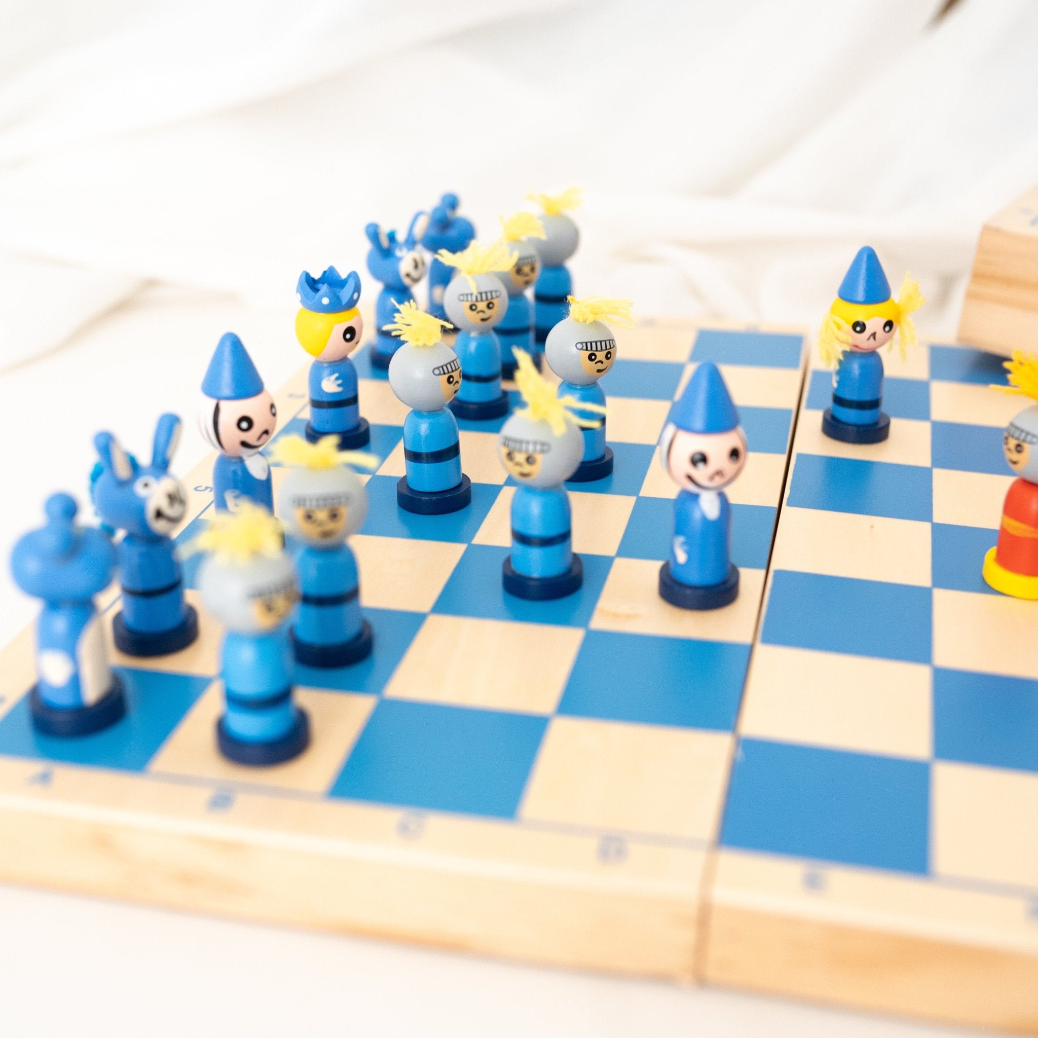 SMALL FOOT Schach Spiel "Ritter" blau personalisiert - wunderwunsch