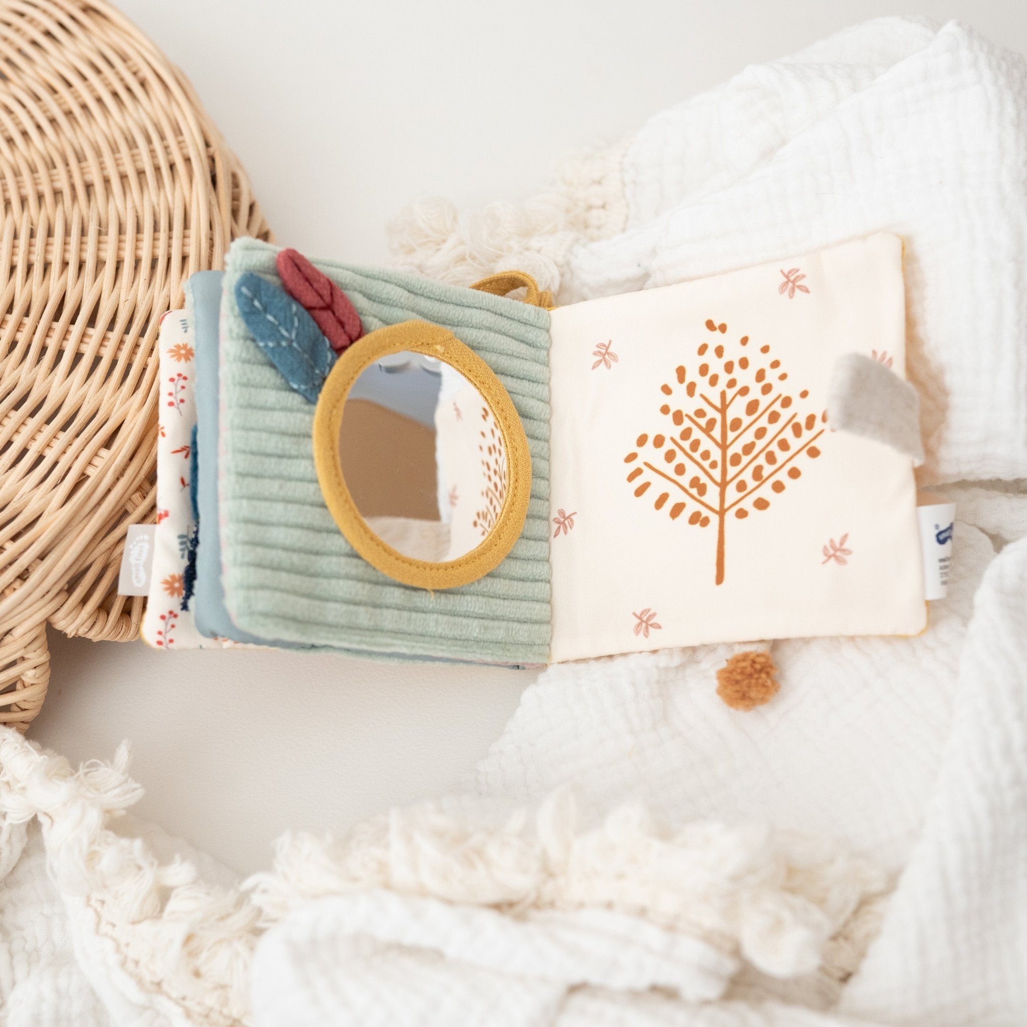 SMALL FOOT Stoffbuch Löwe personalisierbar - wunderwunsch