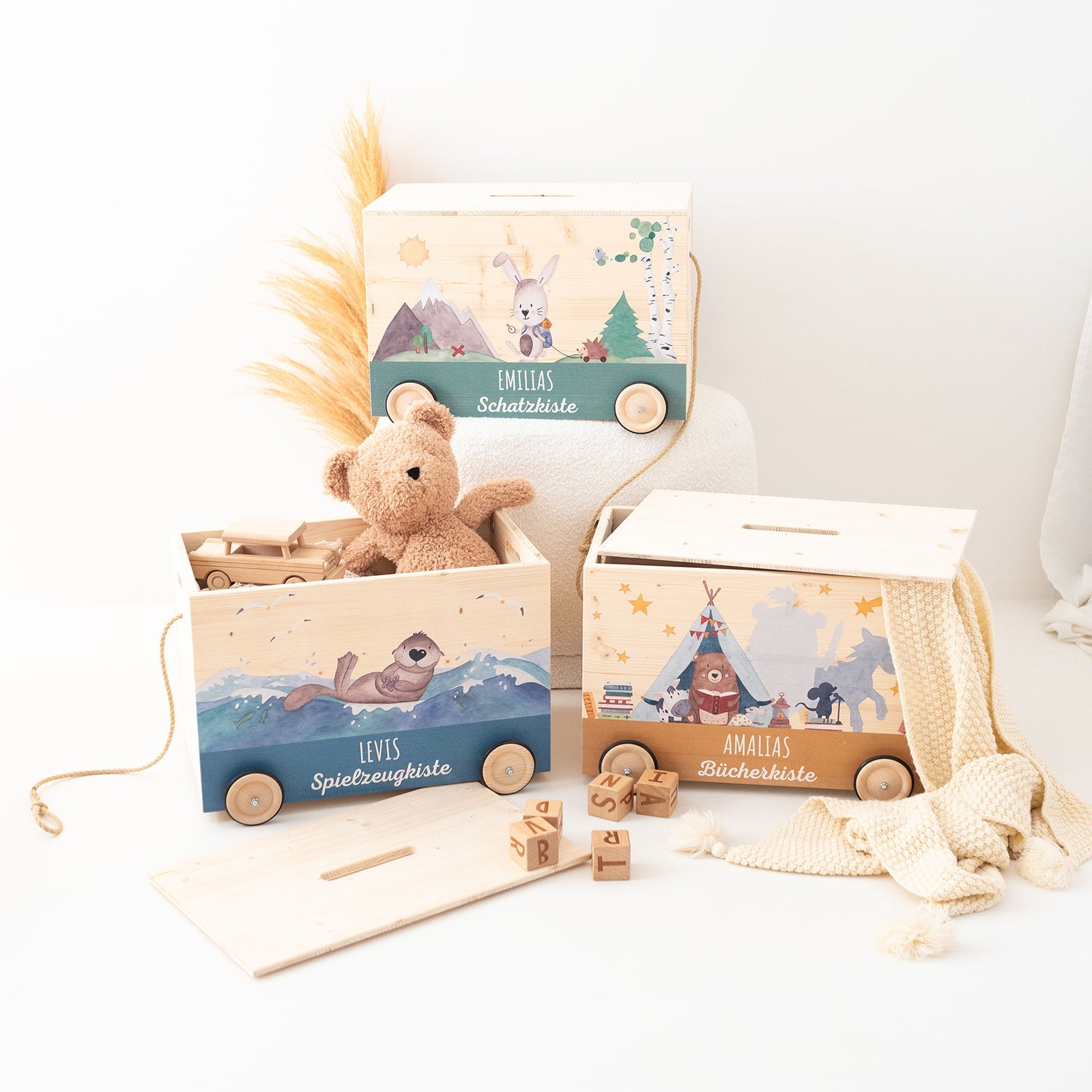 Spielzeugkiste "Tiere" mit Rollen personalisiert - wunderwunsch