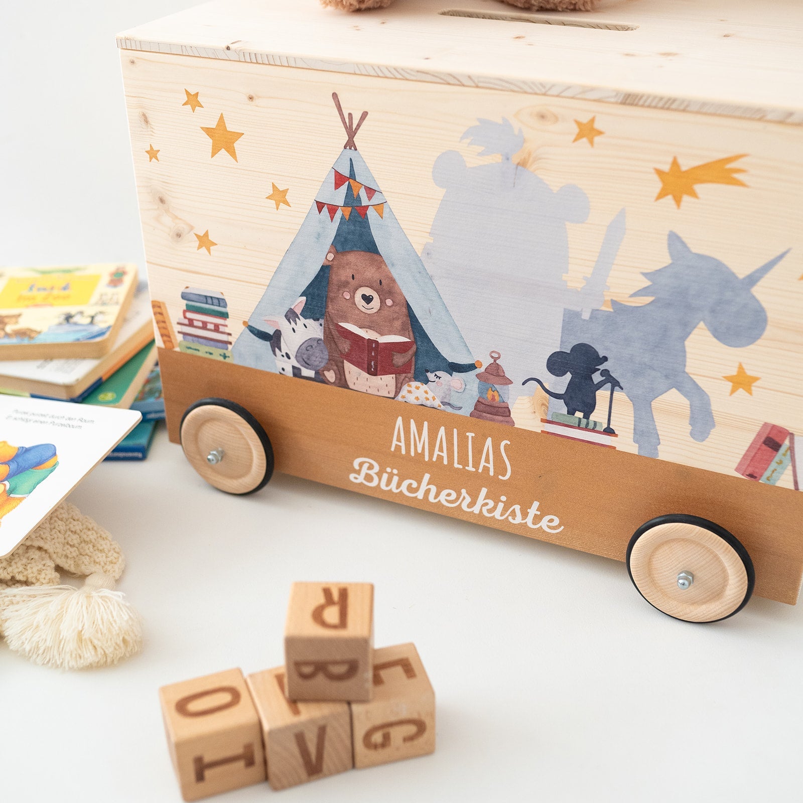 Spielzeugkiste "Tiere" mit Rollen personalisiert - wunderwunsch