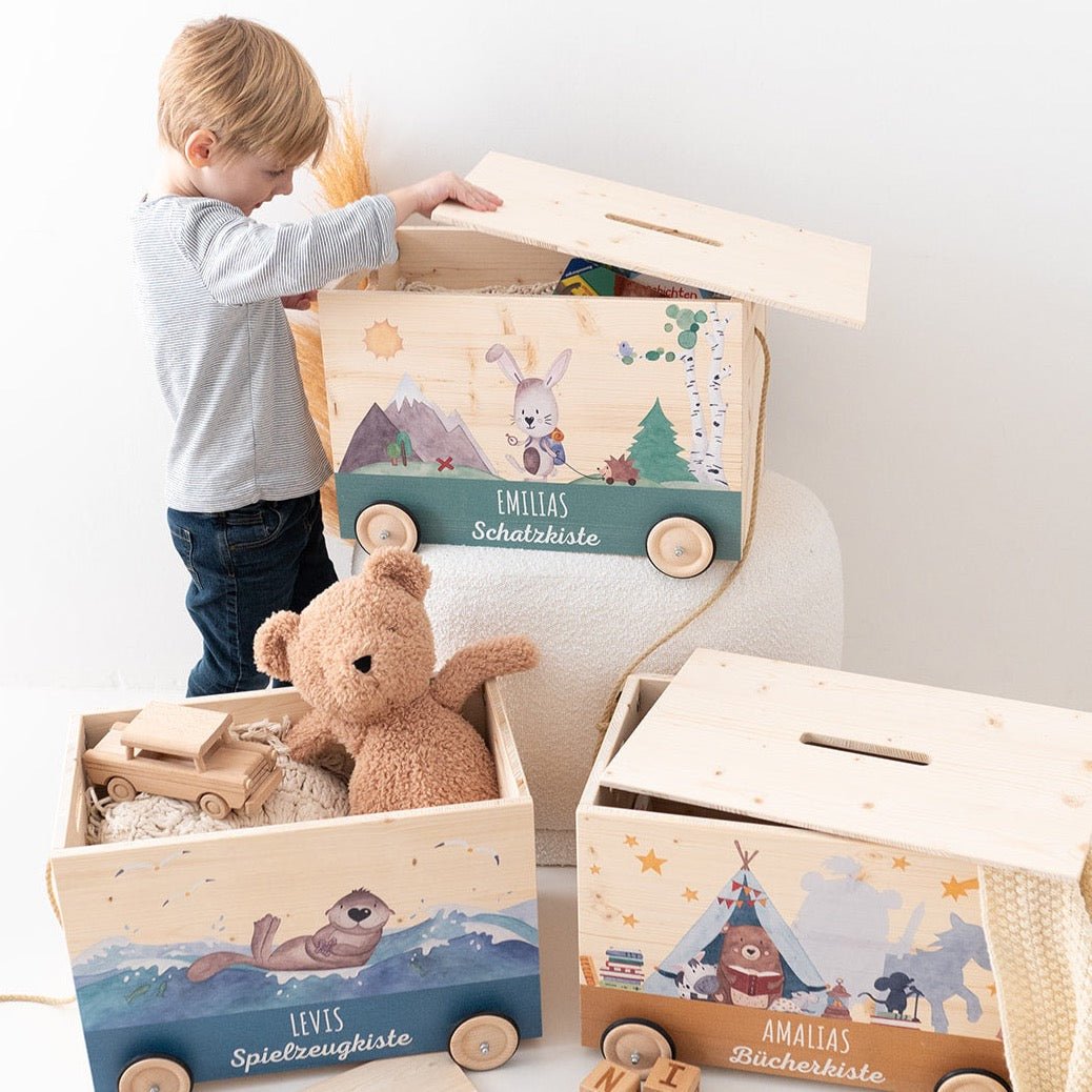 Spielzeugkiste "Tiere" mit Rollen personalisiert - wunderwunsch