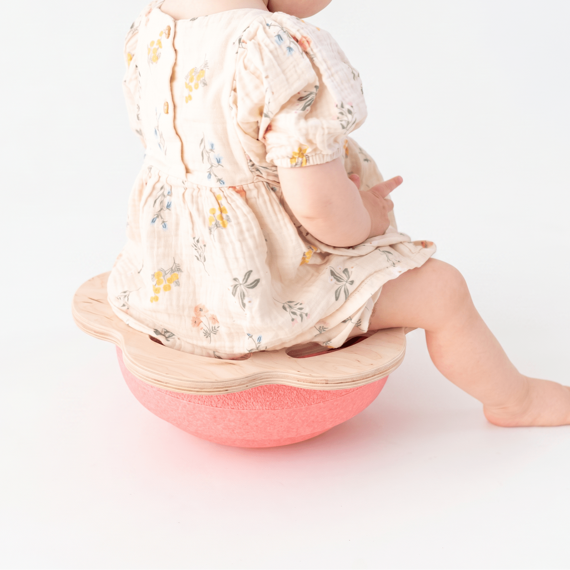 STAPELWELT Blumen-Hocker aus Holz