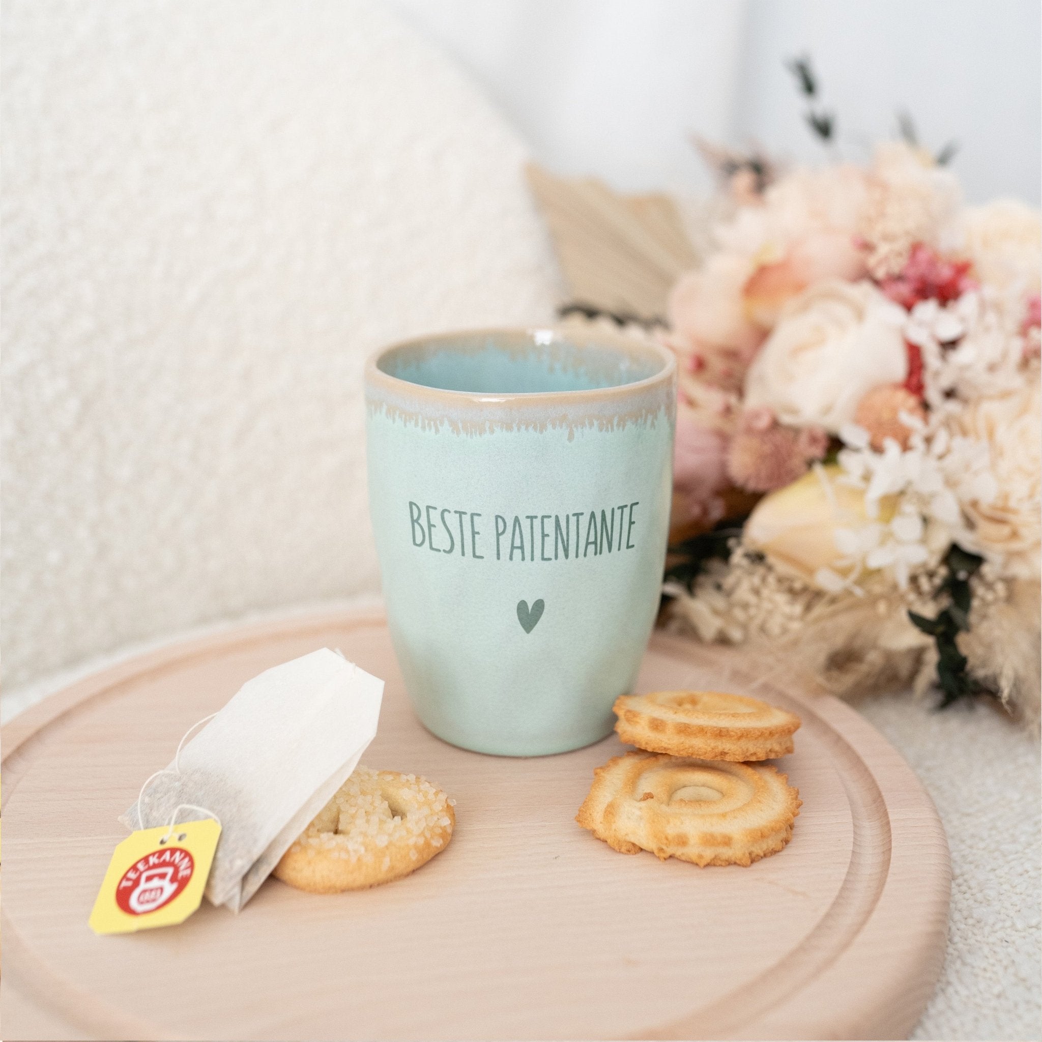 Steingut Becher personalisiert - Name Herz - wunderwunsch