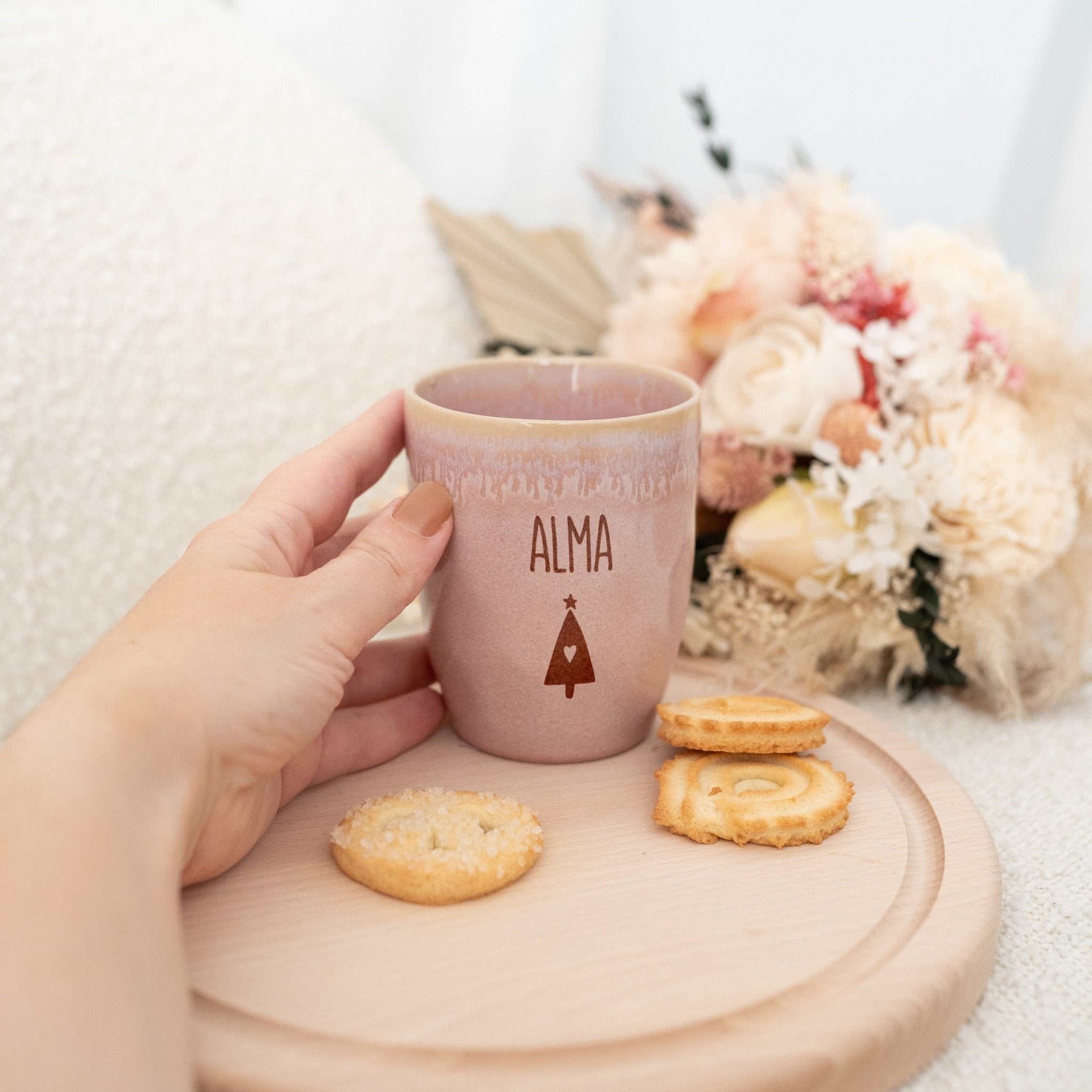Steingut Becher sand personalisiert - Name Weihnachtsbaum - wunderwunsch