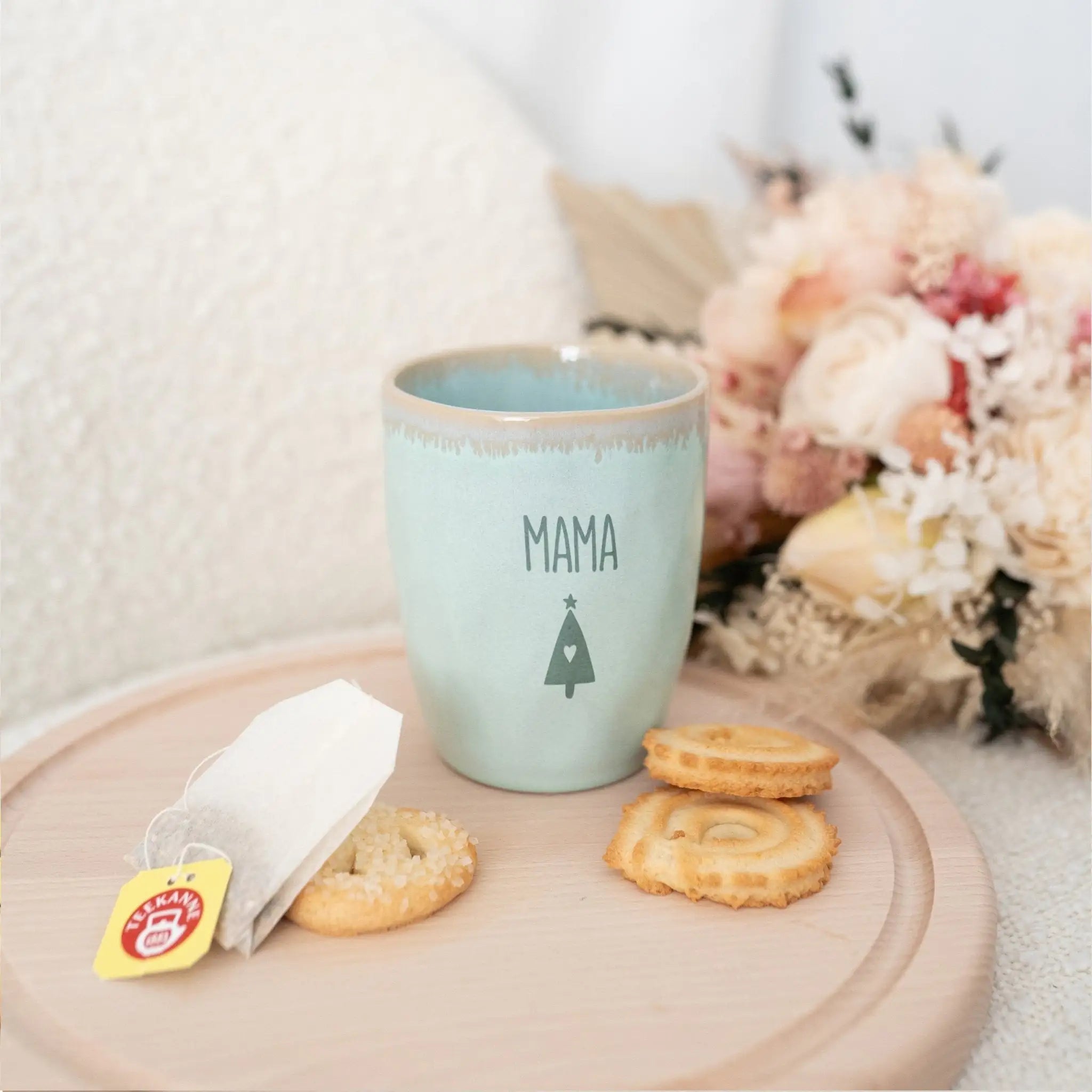 Steingut Becher sand personalisiert - Name Weihnachtsbaum - wunderwunsch