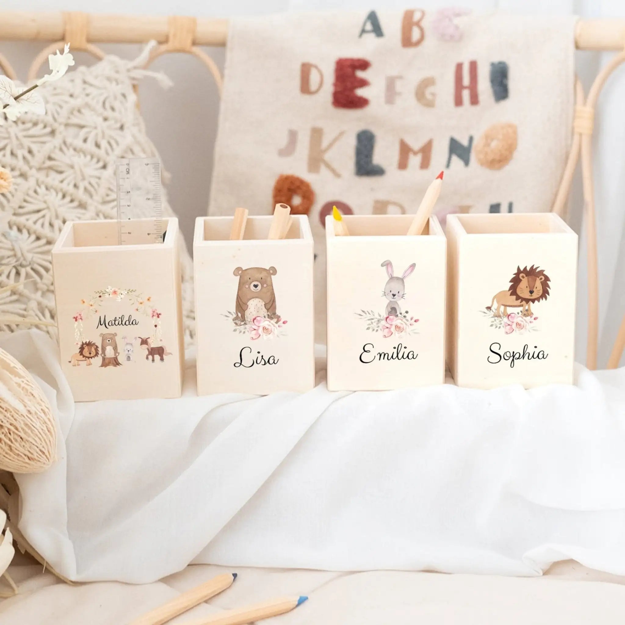 Stiftebecher Holz personalisiert - Blumen Tiere Aquarell - wunderwunsch