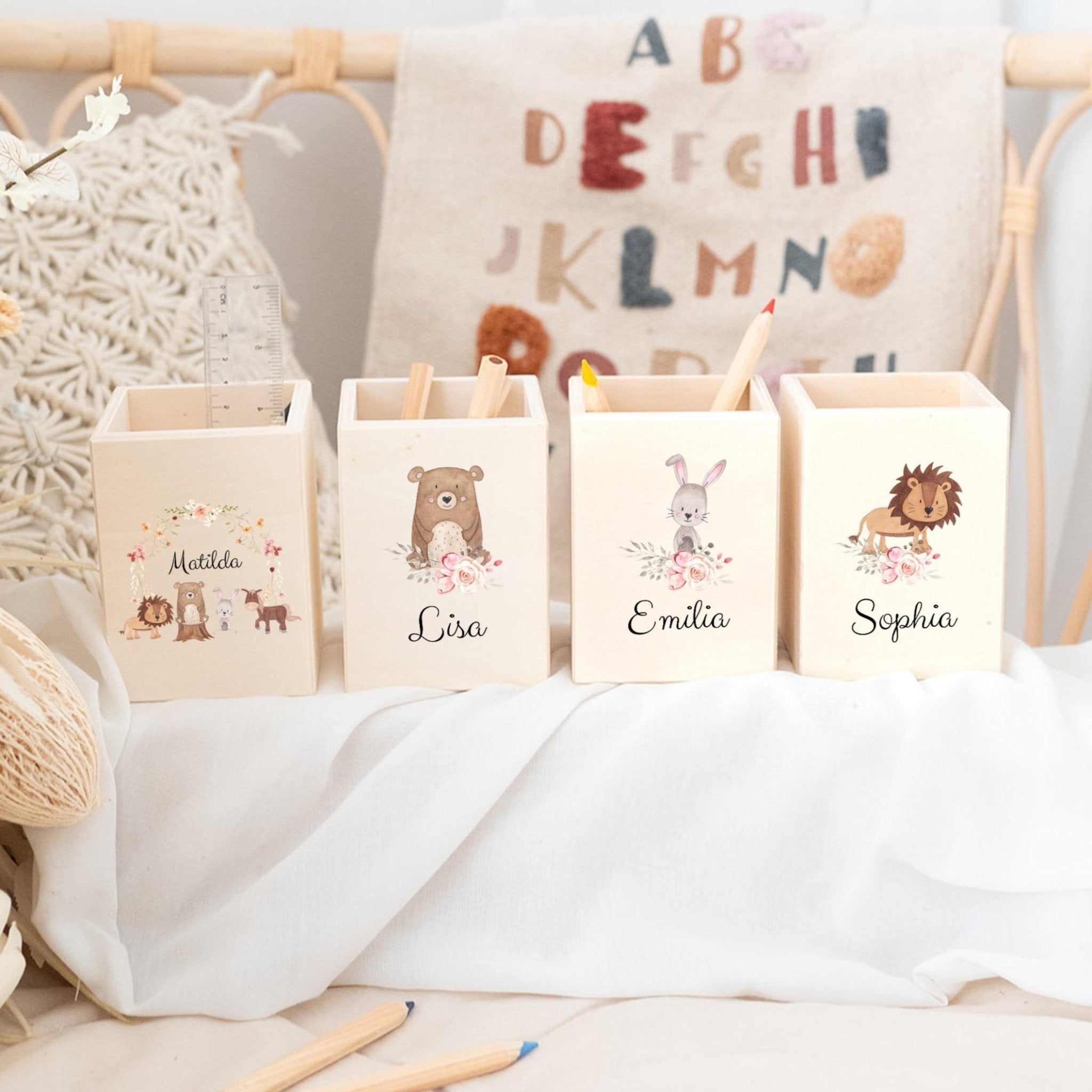 Stiftebecher Holz personalisiert - Blumen Tiere Aquarell - wunderwunsch