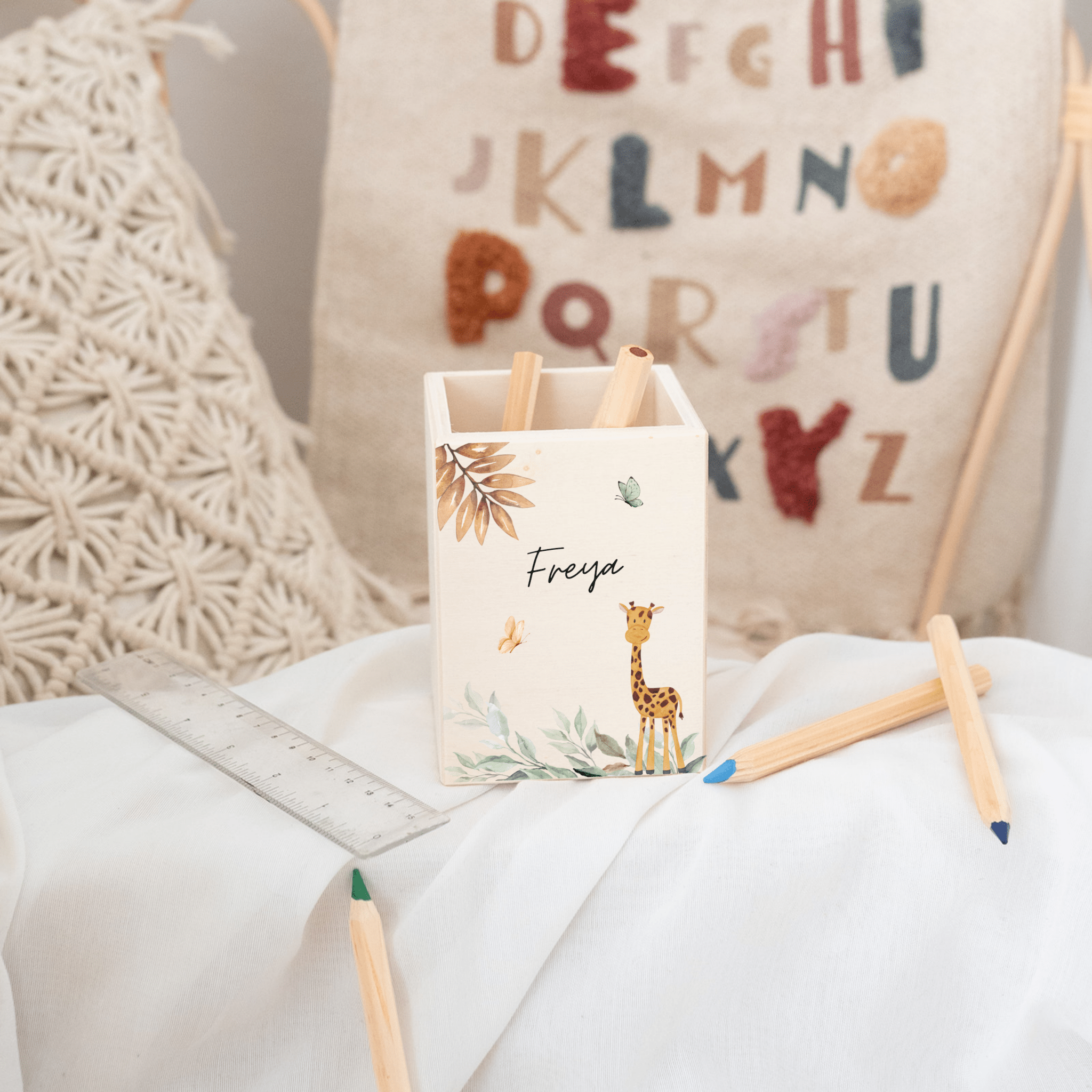 Stiftebecher Holz personalisiert - Tierischer Gartenzauber Aquarell - wunderwunsch