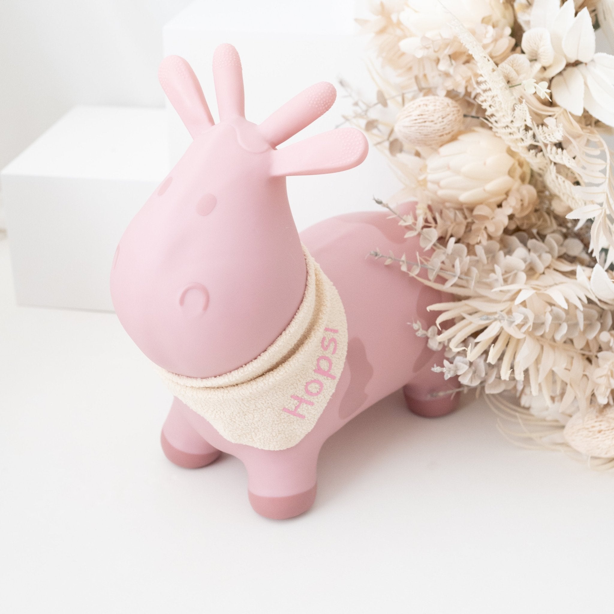 TRYCO Hüpfkuh personalisiert - schwarz, weiß, beige, pink oder grün - wunderwunsch