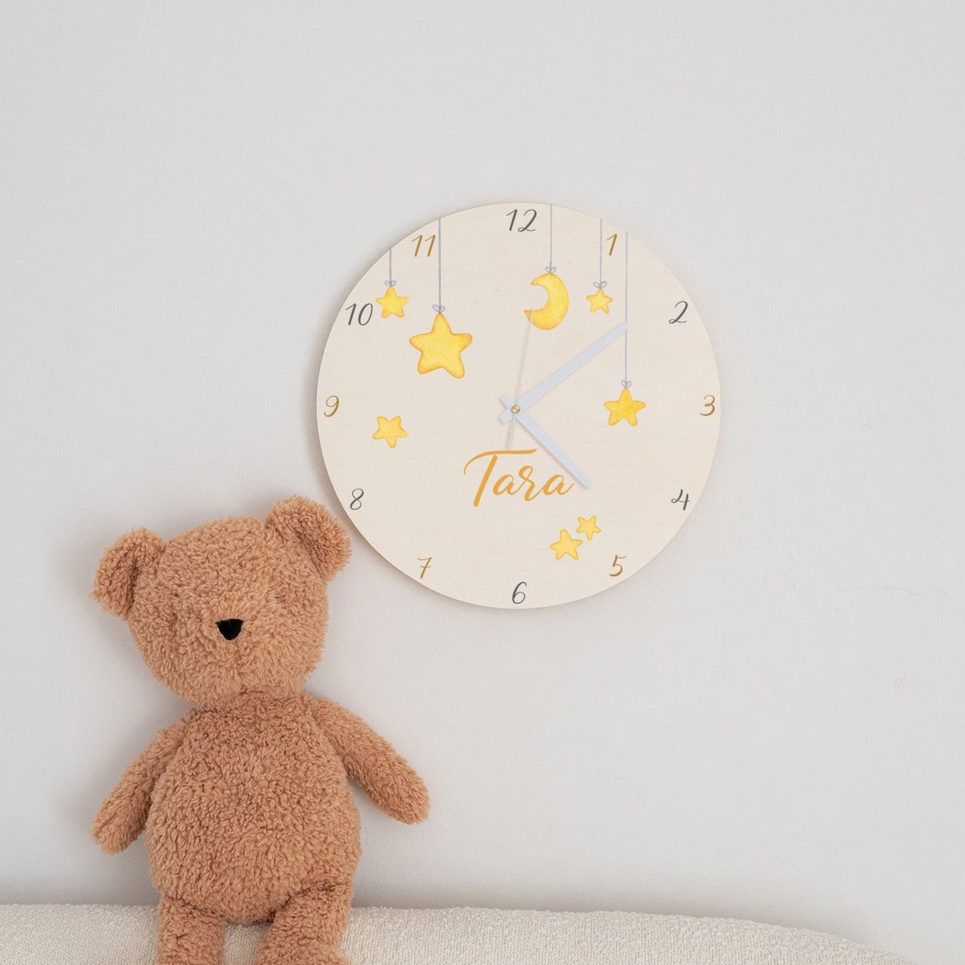 Wanduhr Kinder Holz personalisiert - Sterne - wunderwunsch