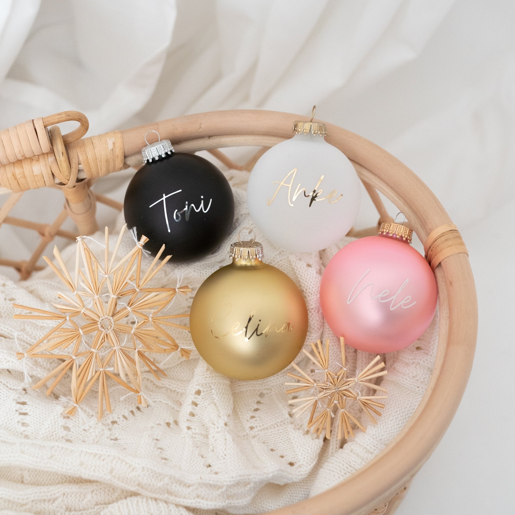 Weihnachtskugel "Name" matt personalisiert - wunderwunsch