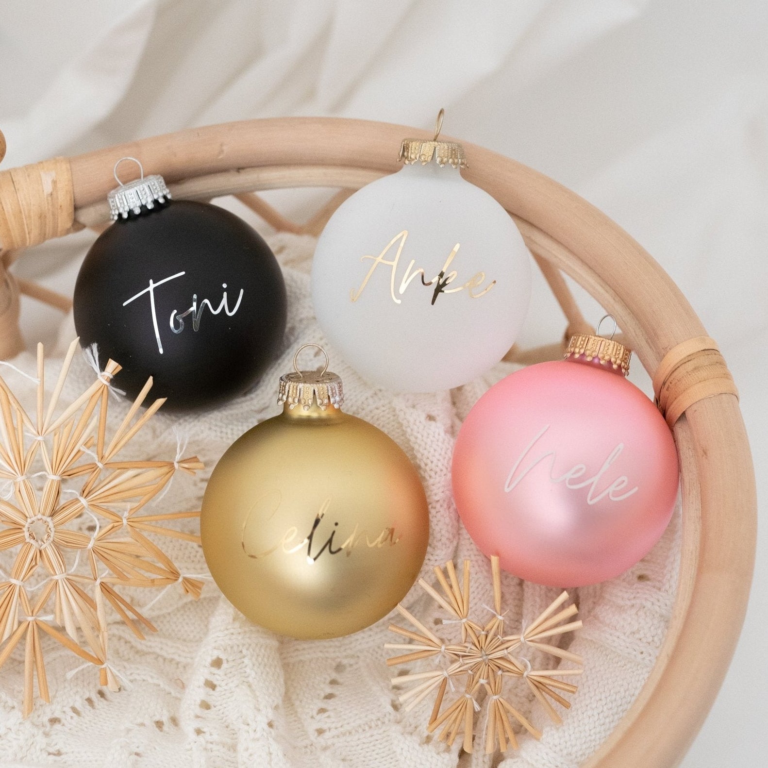 Weihnachtskugel "Name" matt personalisiert - wunderwunsch