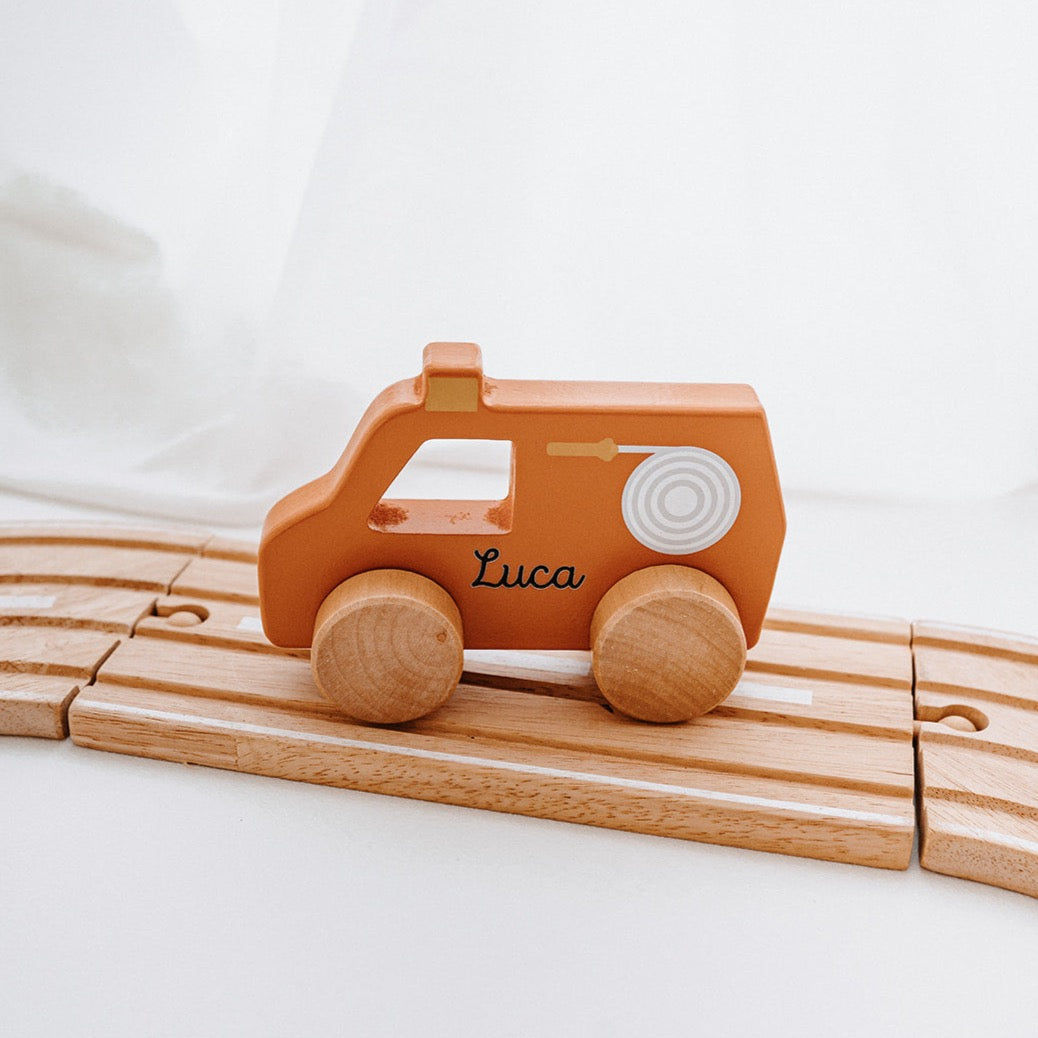 Holz Auto personalisiert - Feuerwehr und Polizei