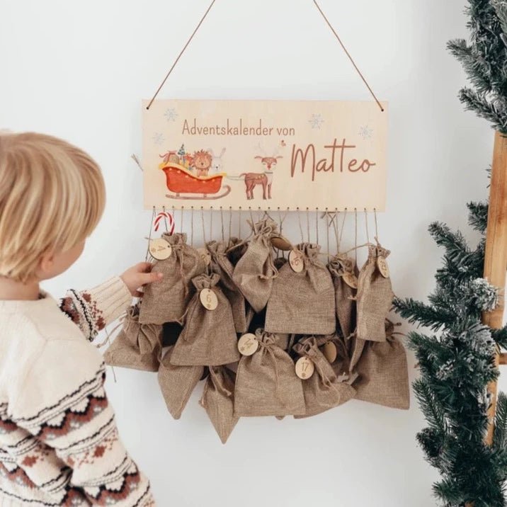 Adventskalender personalisiert - "Schlitten Tiere" Aquarell - wunderwunsch