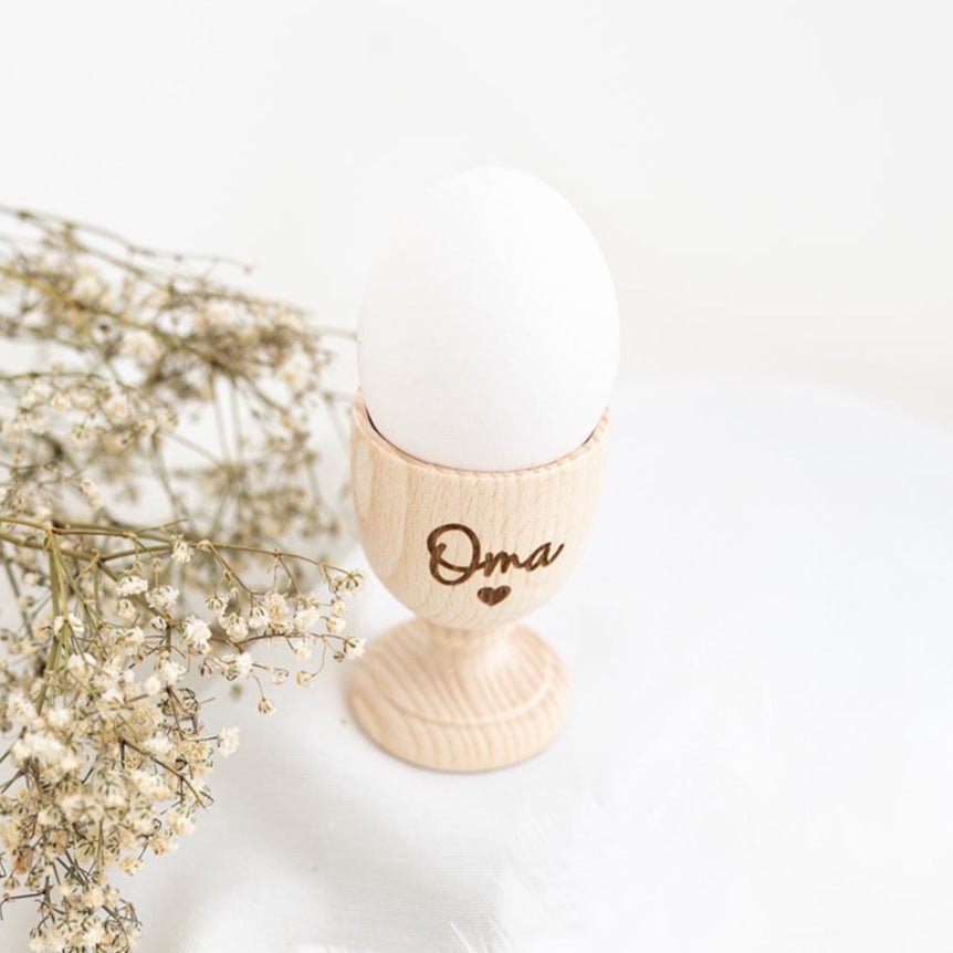 Eierbecher aus Ahornholz personalisiert - wunderwunsch