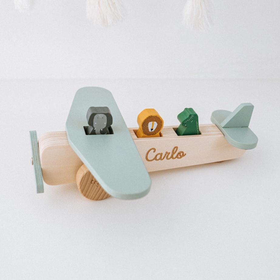 TRIXIE Flugzeug Holz personalisiert - wunderwunsch