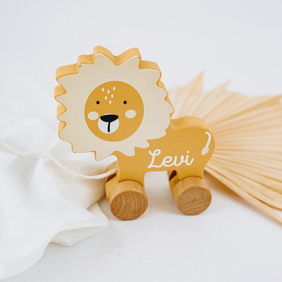 TRYCO Nachziehtier Löwe Holz personalisiert - wunderwunsch