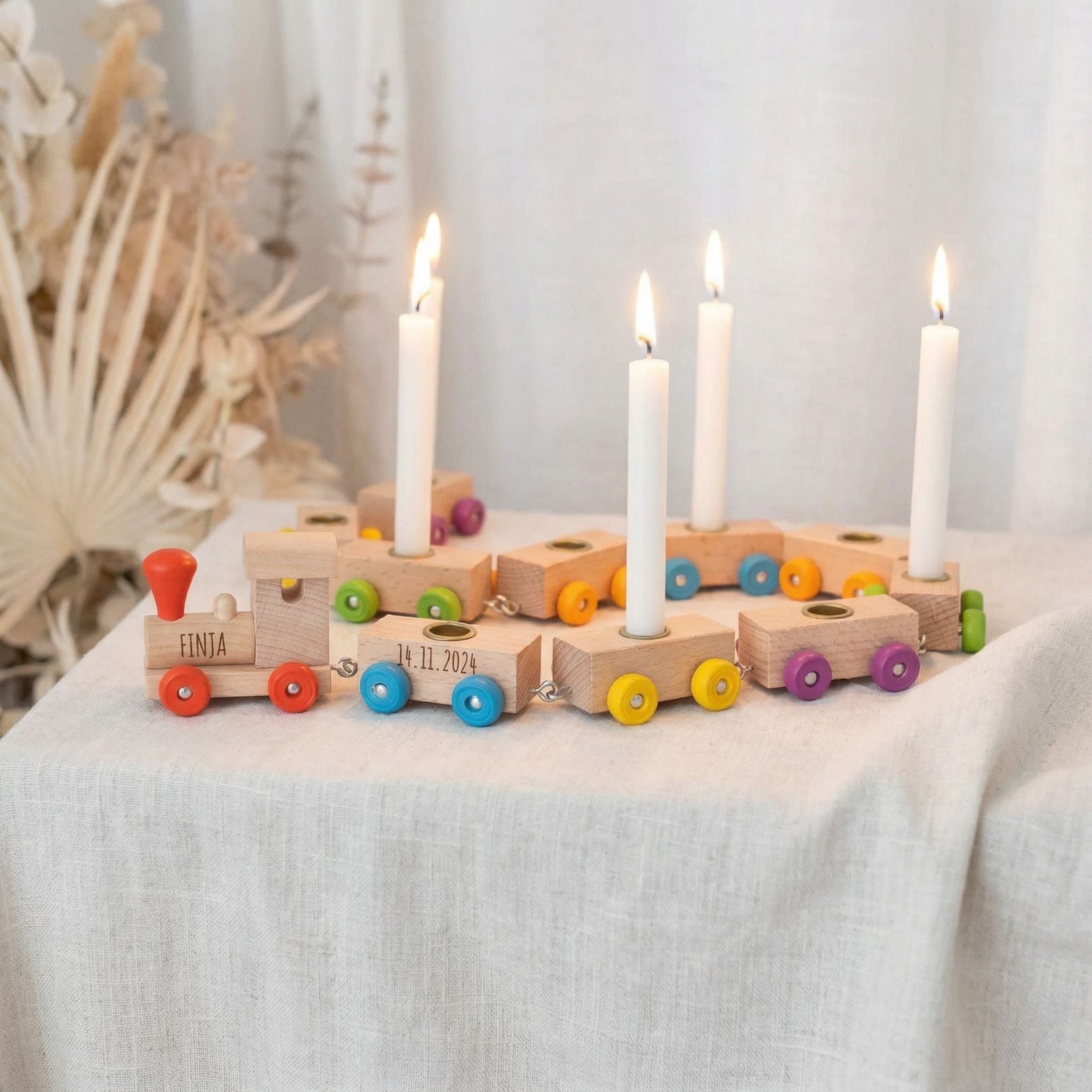 GOKI Geburtstagszug Holz mit bunten Rädern personalisierbar