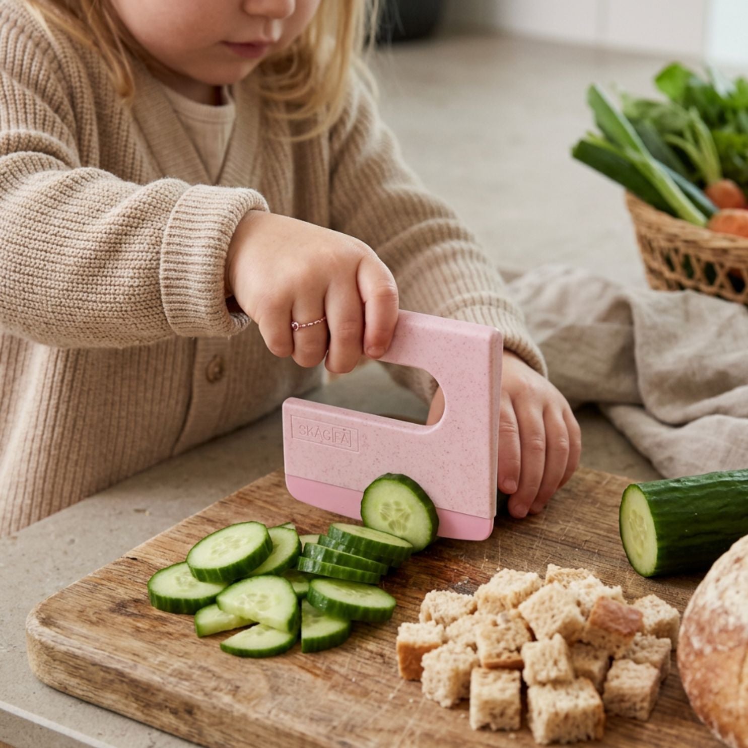 SKÅGFÄ buntes Montessori Kindermesser personalisierbar