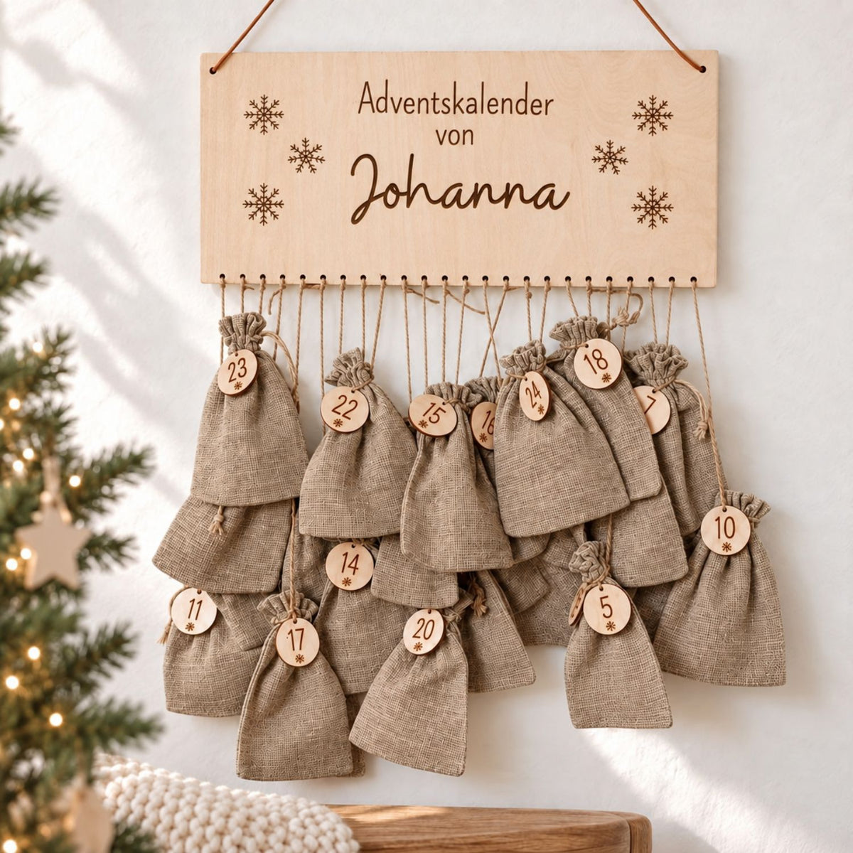 Adventskalender personalisiert - Schneeflocken Gravur