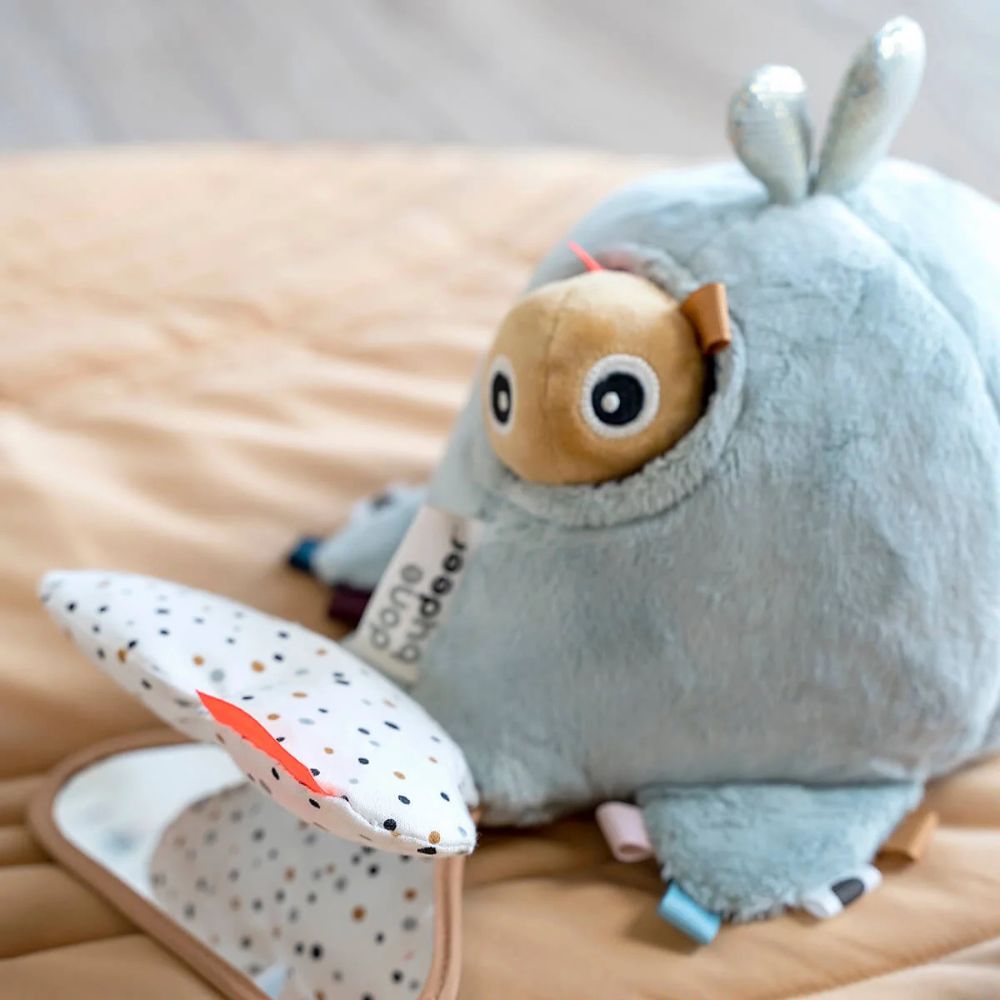 DONEBYDEER Kuscheltier Versteckspiel personalisiert - Wal